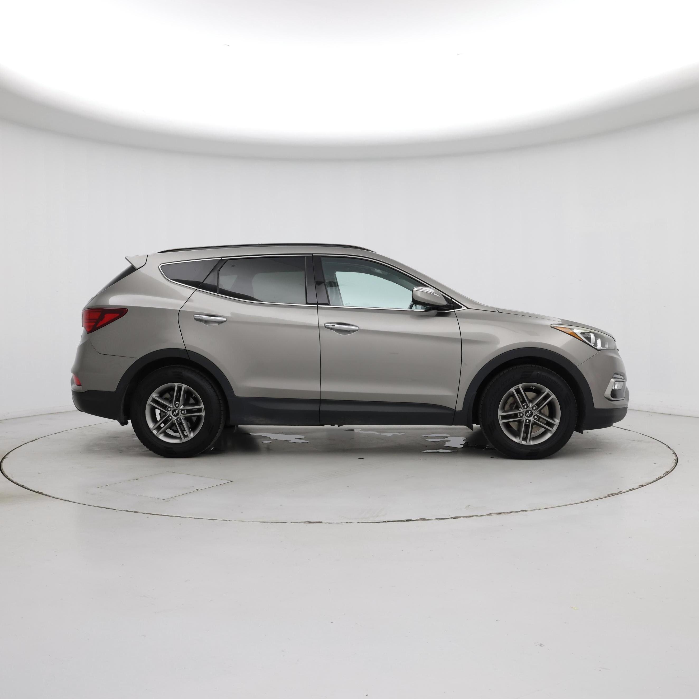 Thumbnail: 2017 Hyundai Santa Fe - 7