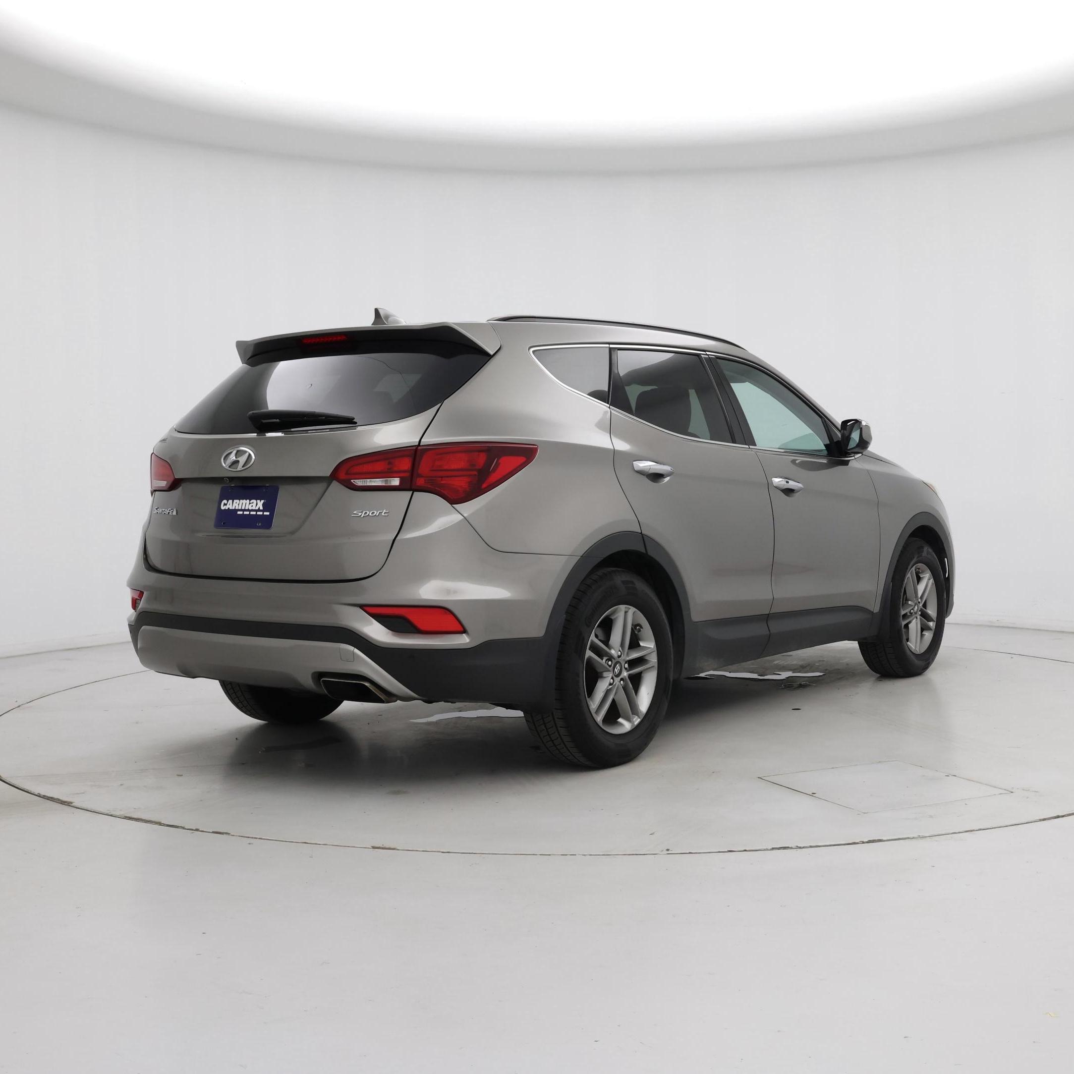 Thumbnail: 2017 Hyundai Santa Fe - 8