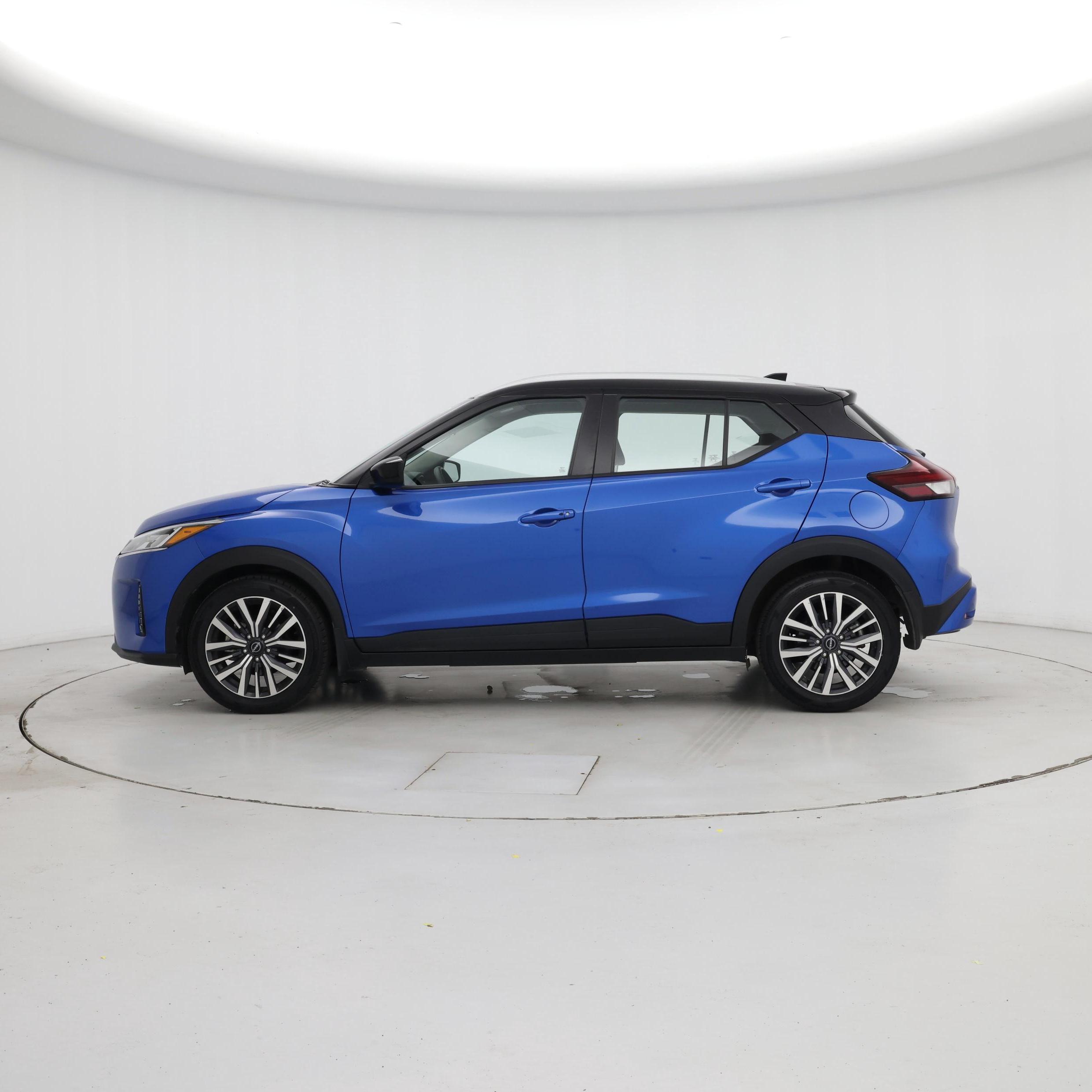 Thumbnail: 2023 Nissan Kicks - 3