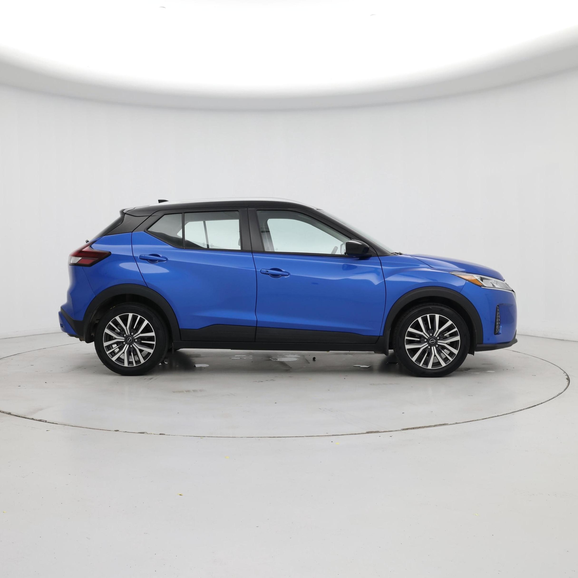 Thumbnail: 2023 Nissan Kicks - 7