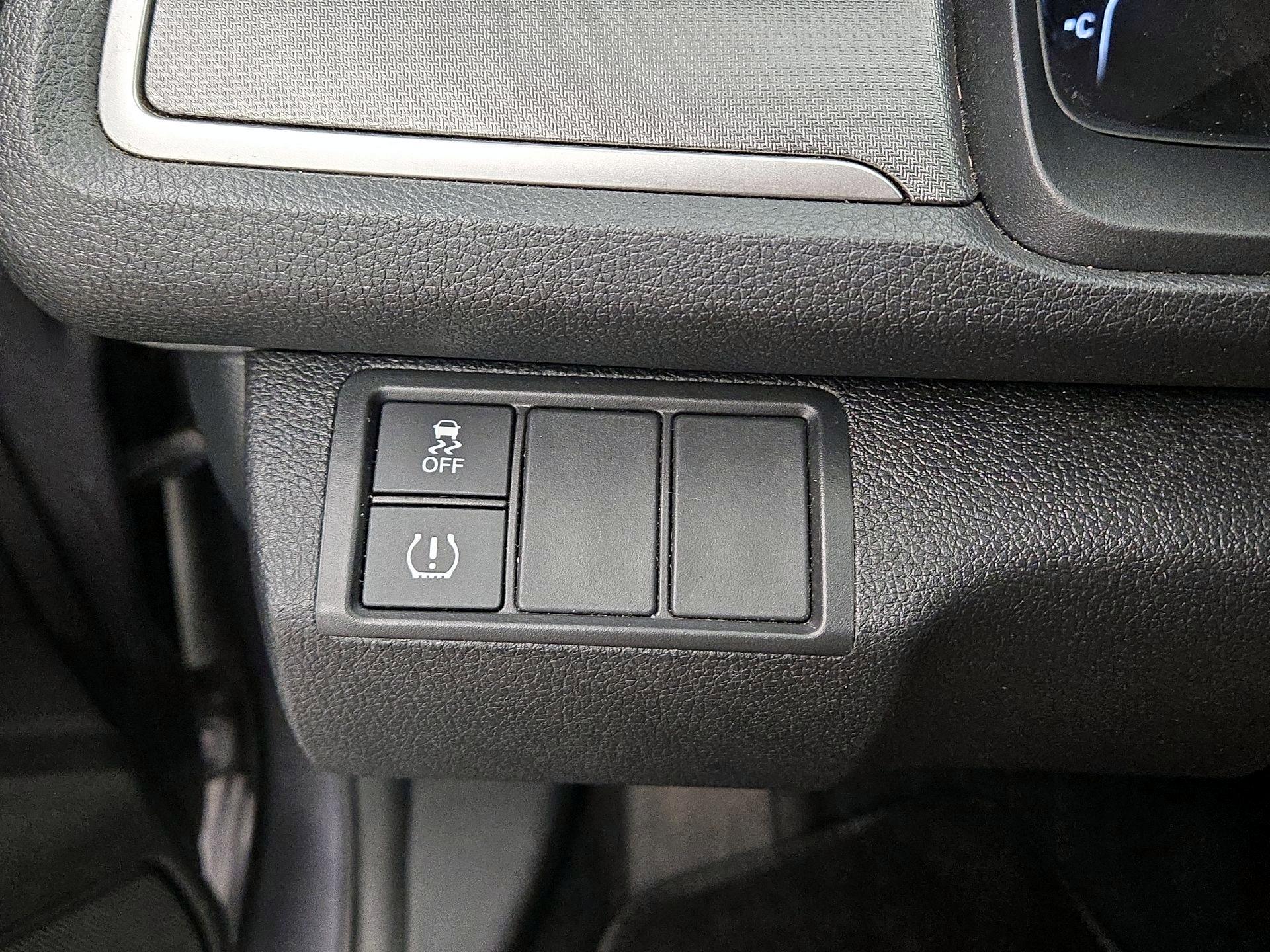 Thumbnail: 2016 Honda Civic - 13