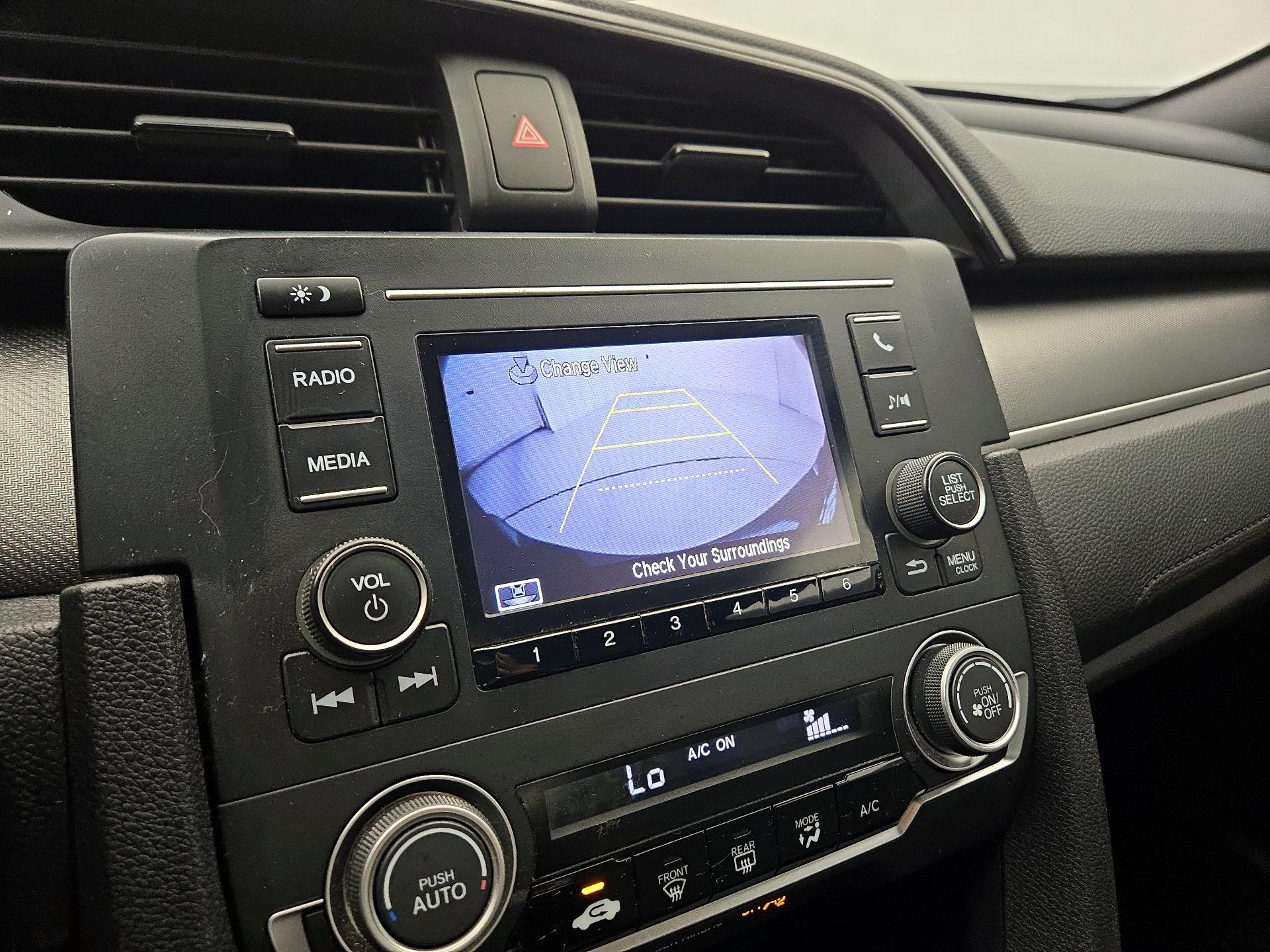 Thumbnail: 2016 Honda Civic - 14