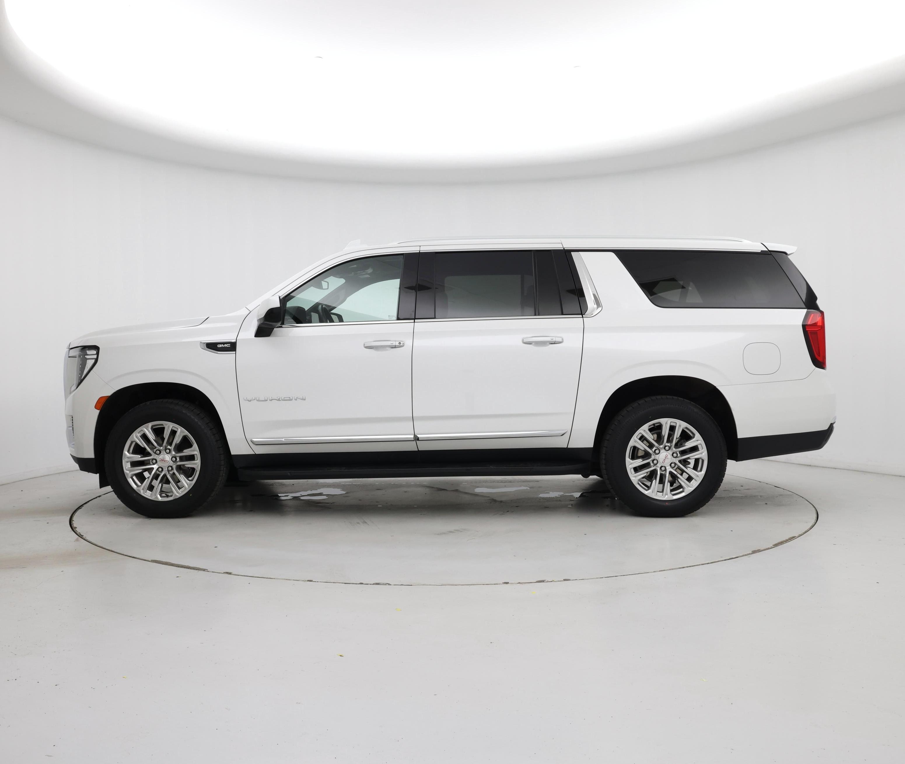 Thumbnail: 2023 GMC Yukon XL - 3