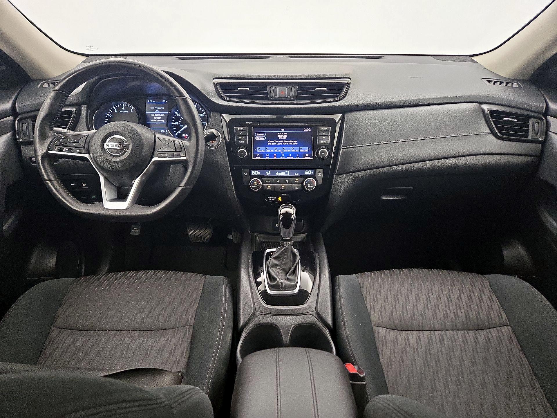 Thumbnail: 2018 Nissan Rogue - 9
