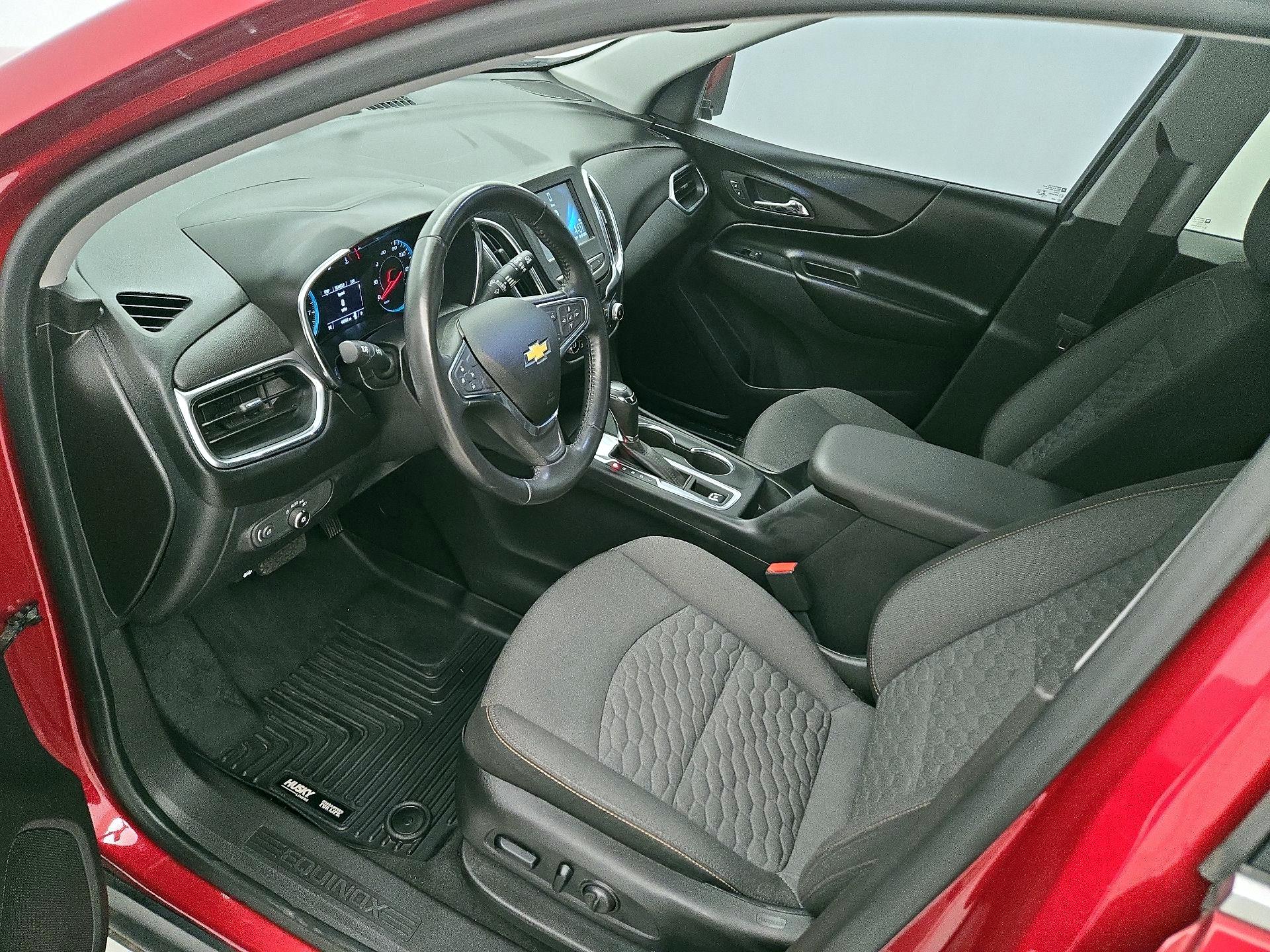 Thumbnail: 2018 Chevrolet Equinox - 11