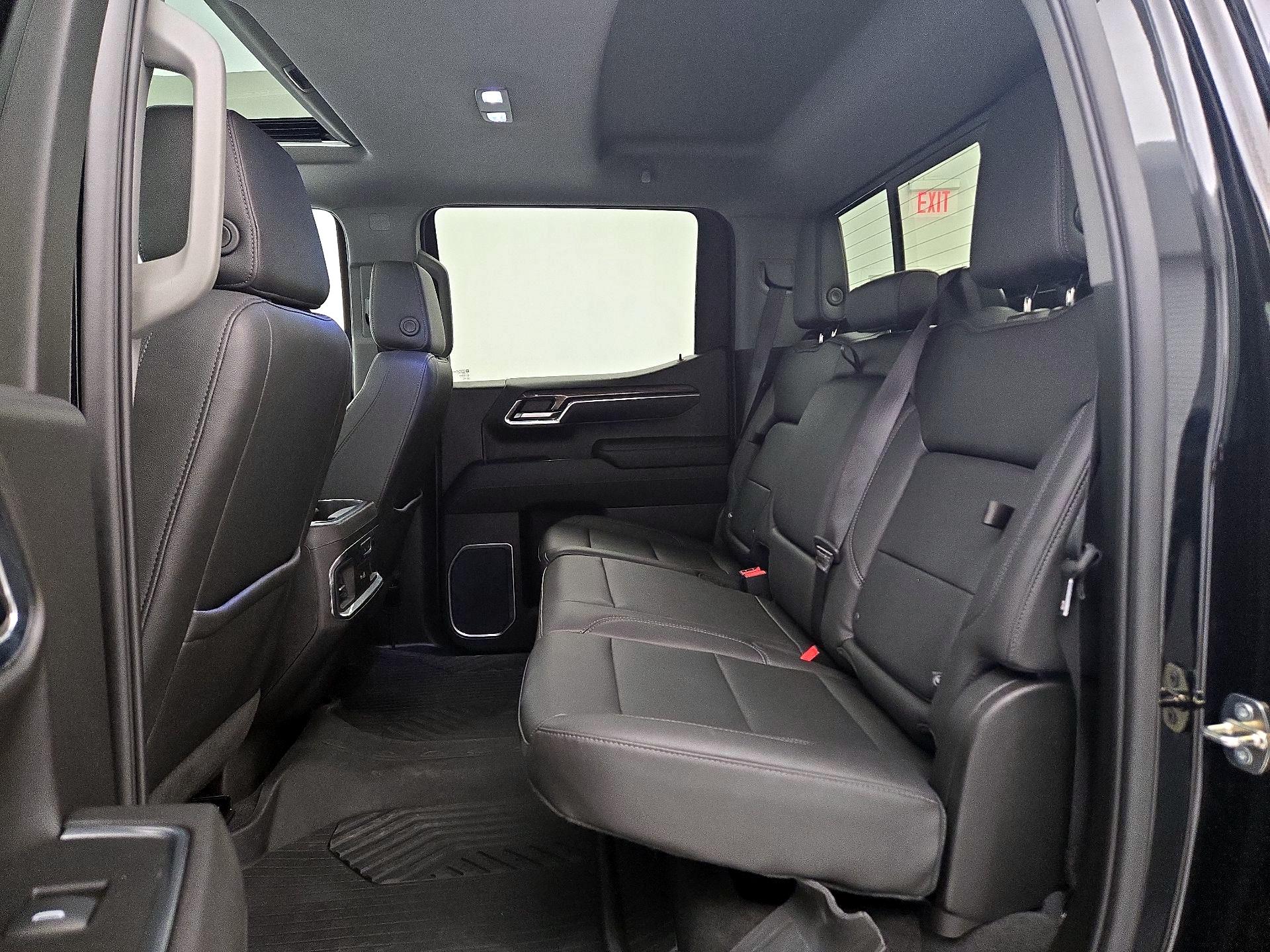 Thumbnail: 2023 Chevrolet Silverado 1500 - 20