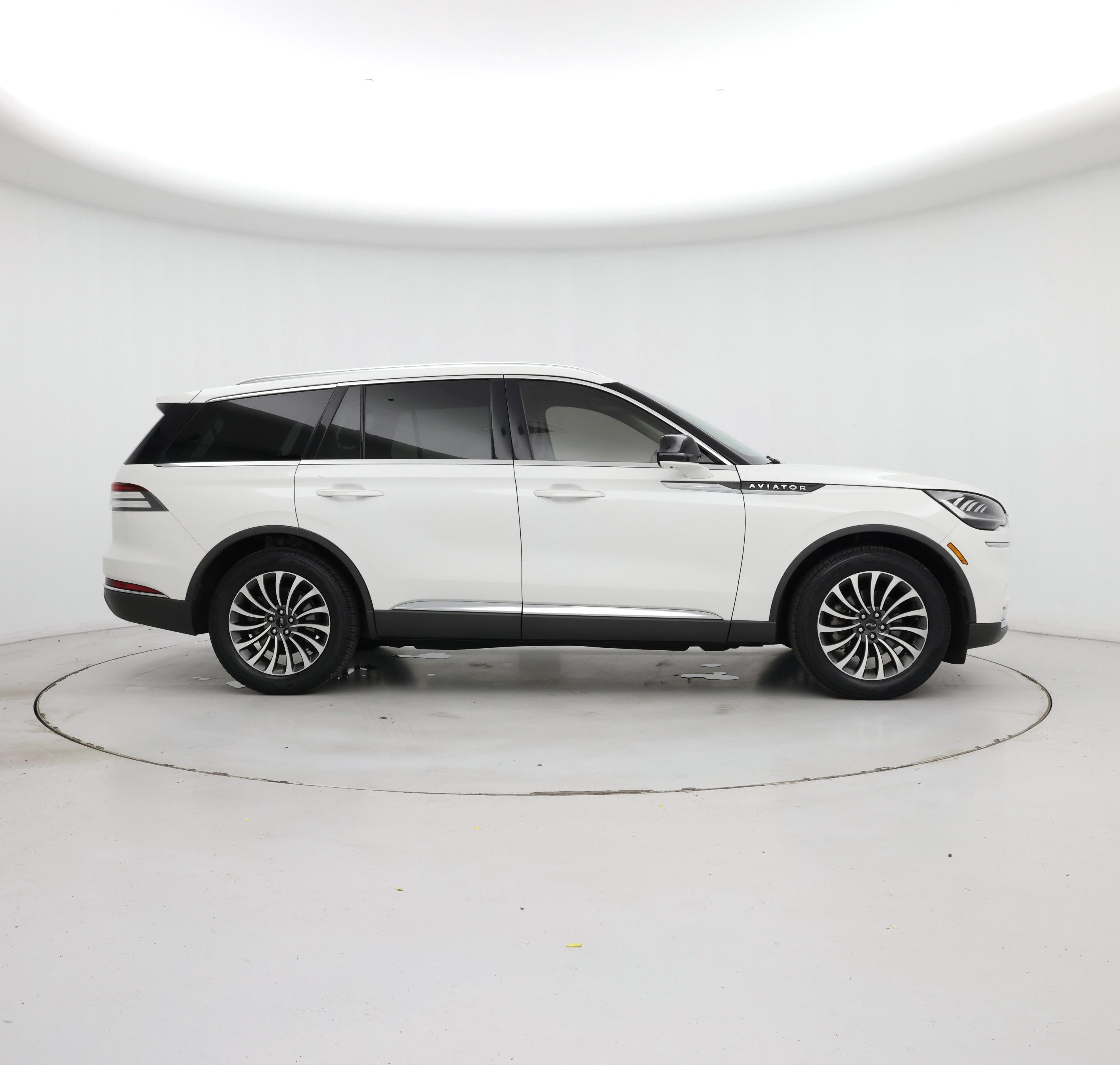 Thumbnail: 2020 Lincoln Aviator - 7