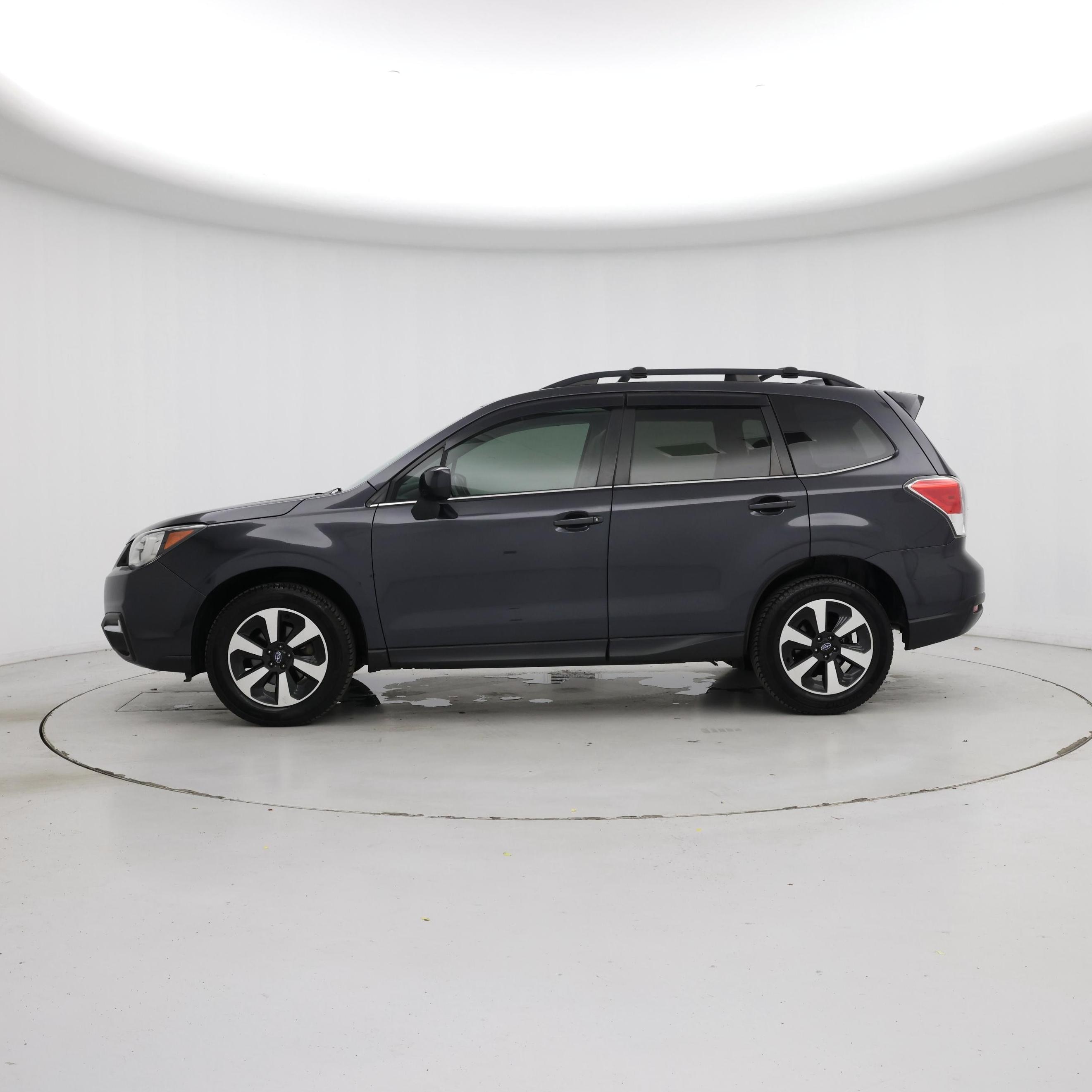 Thumbnail: 2018 Subaru Forester - 3