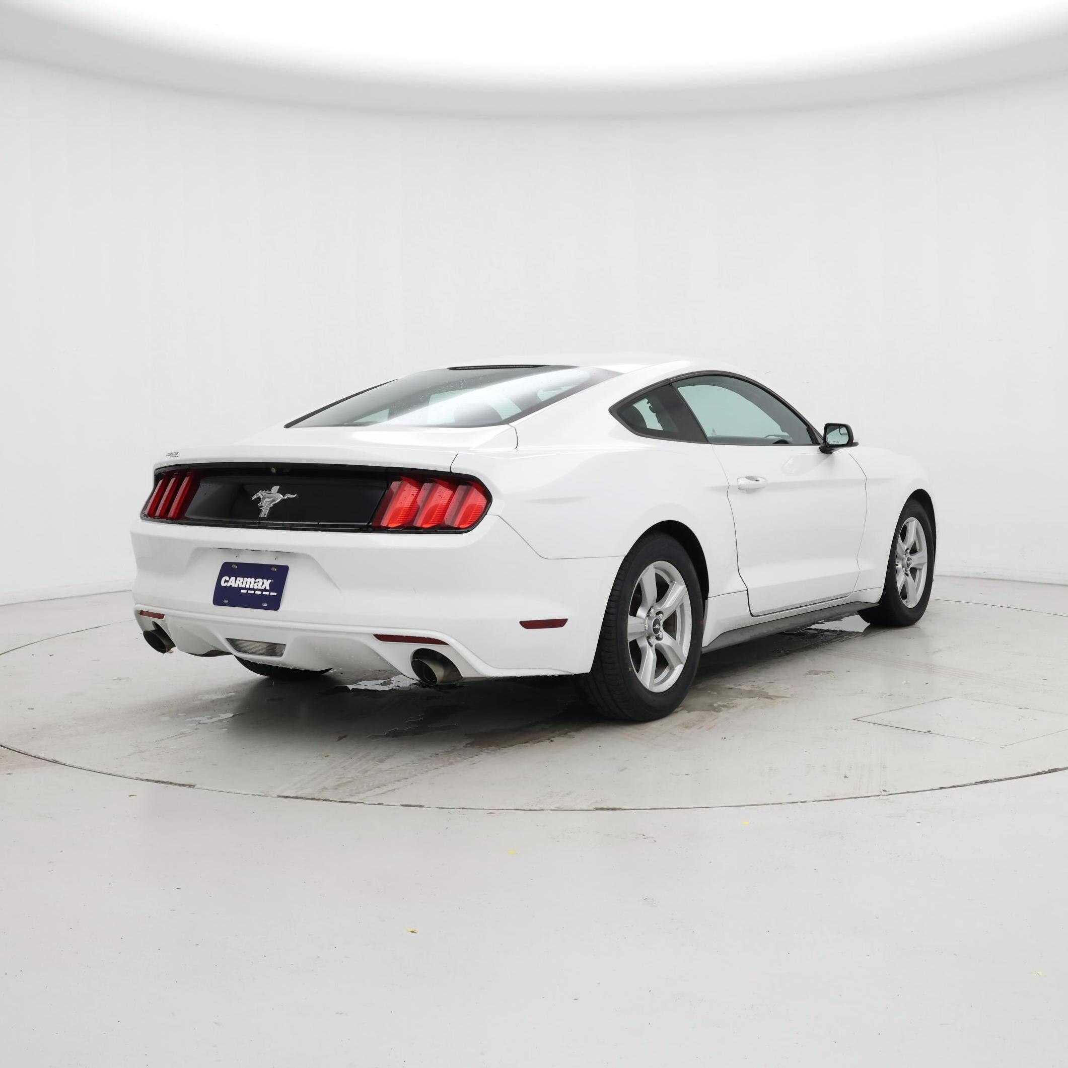 Thumbnail: 2016 Ford Mustang - 8