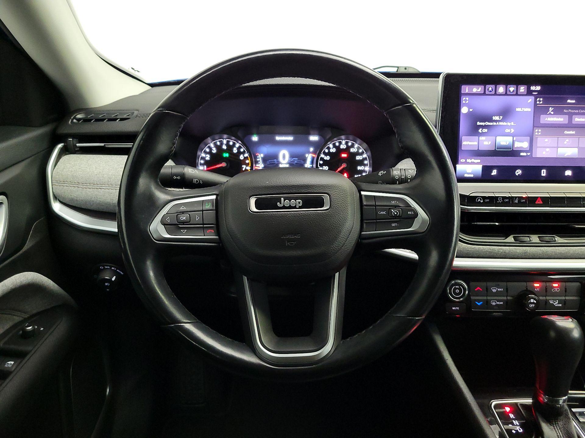 Thumbnail: 2022 Jeep Compass - 10