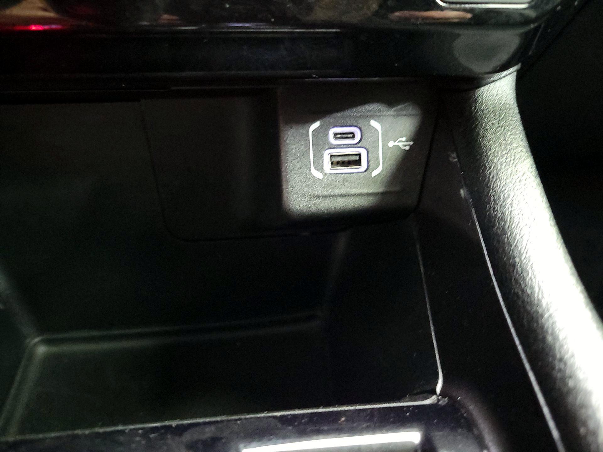 Thumbnail: 2022 Jeep Compass - 18