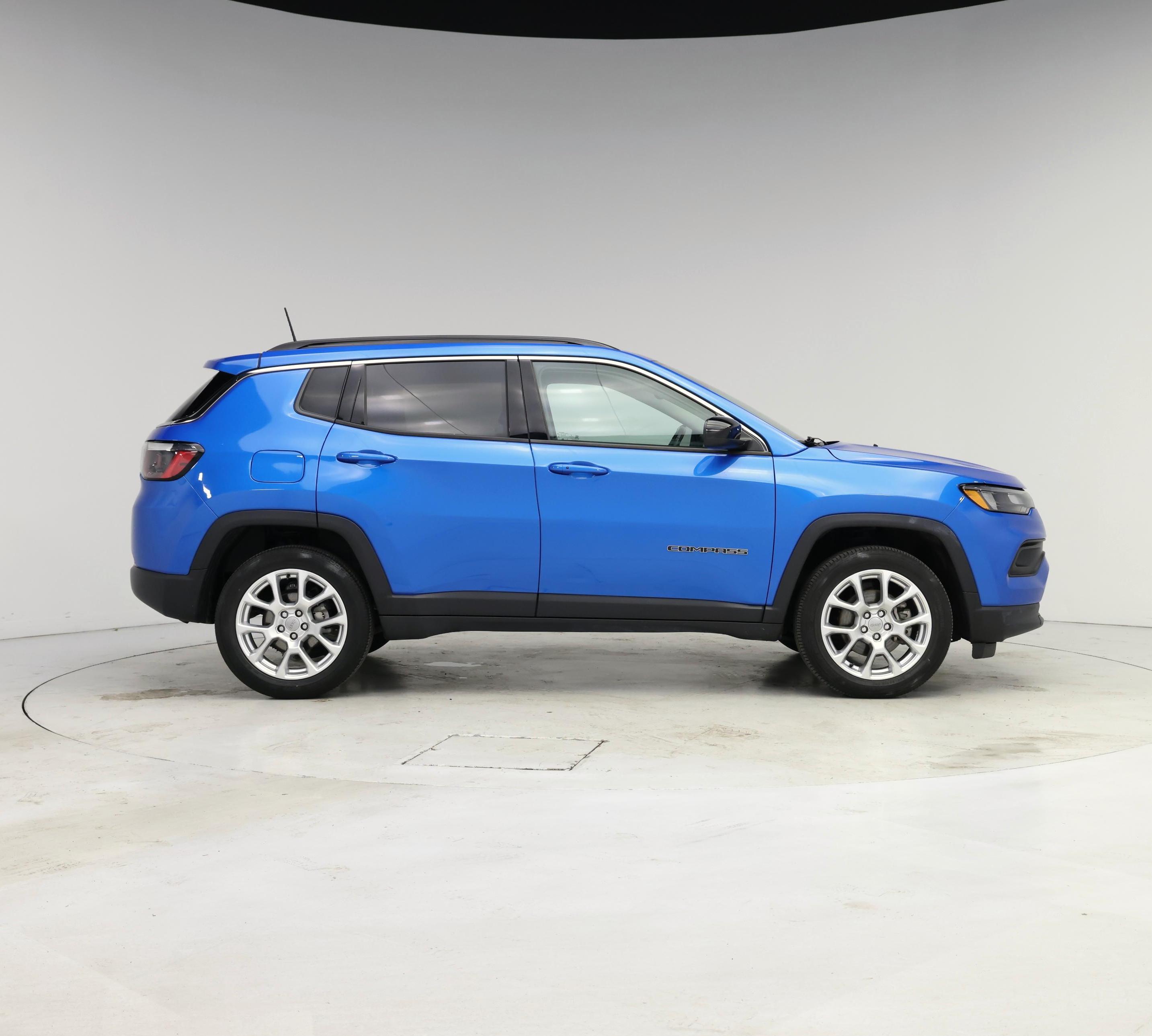 Thumbnail: 2022 Jeep Compass - 7