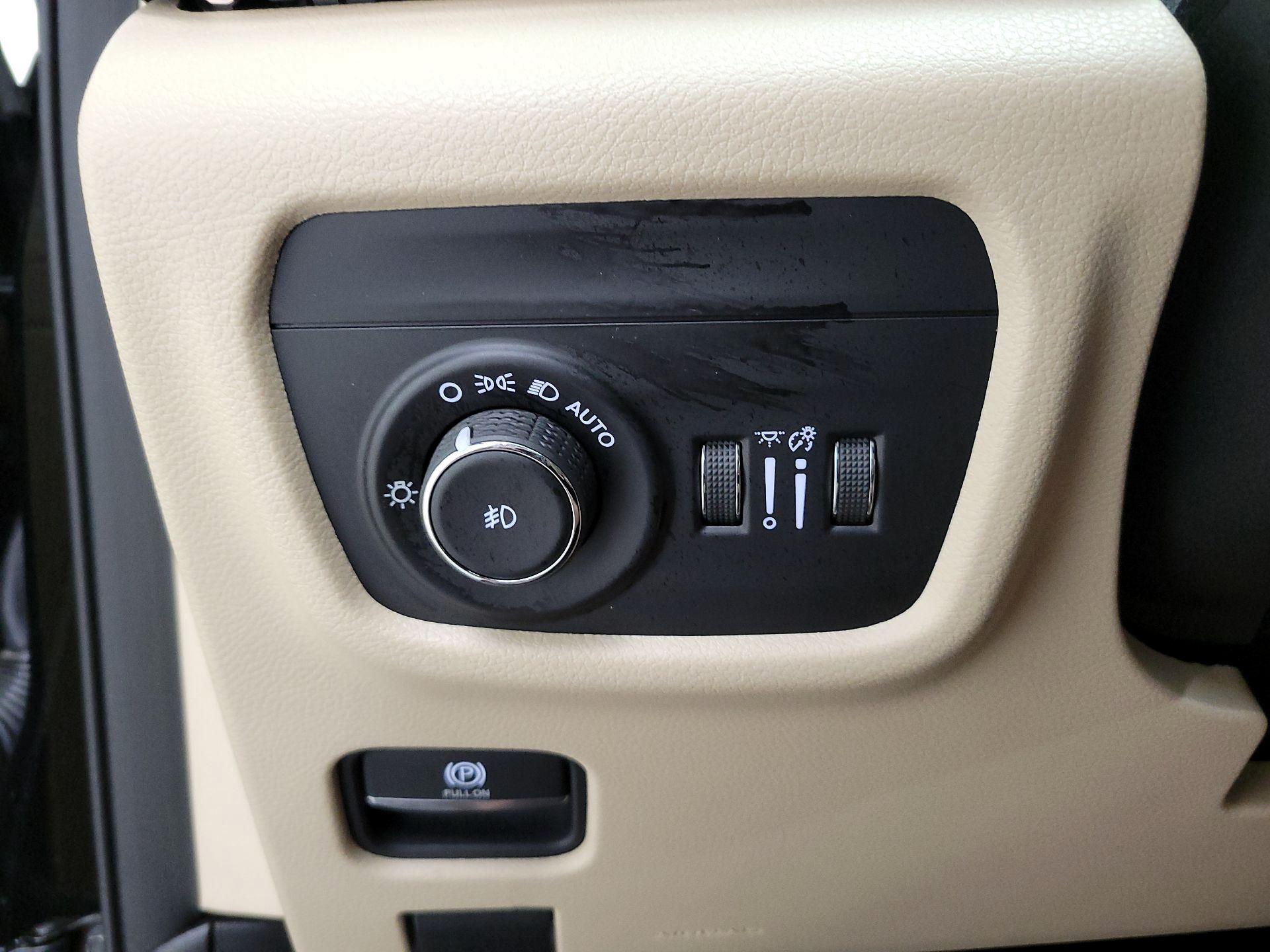 Thumbnail: 2021 Jeep Grand Cherokee L - 13