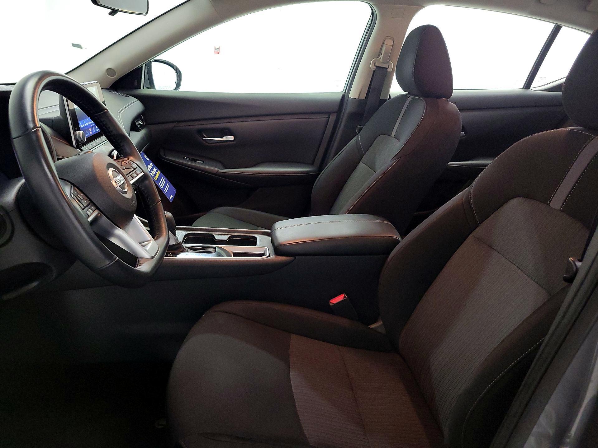 Thumbnail: 2023 Nissan Sentra - 11