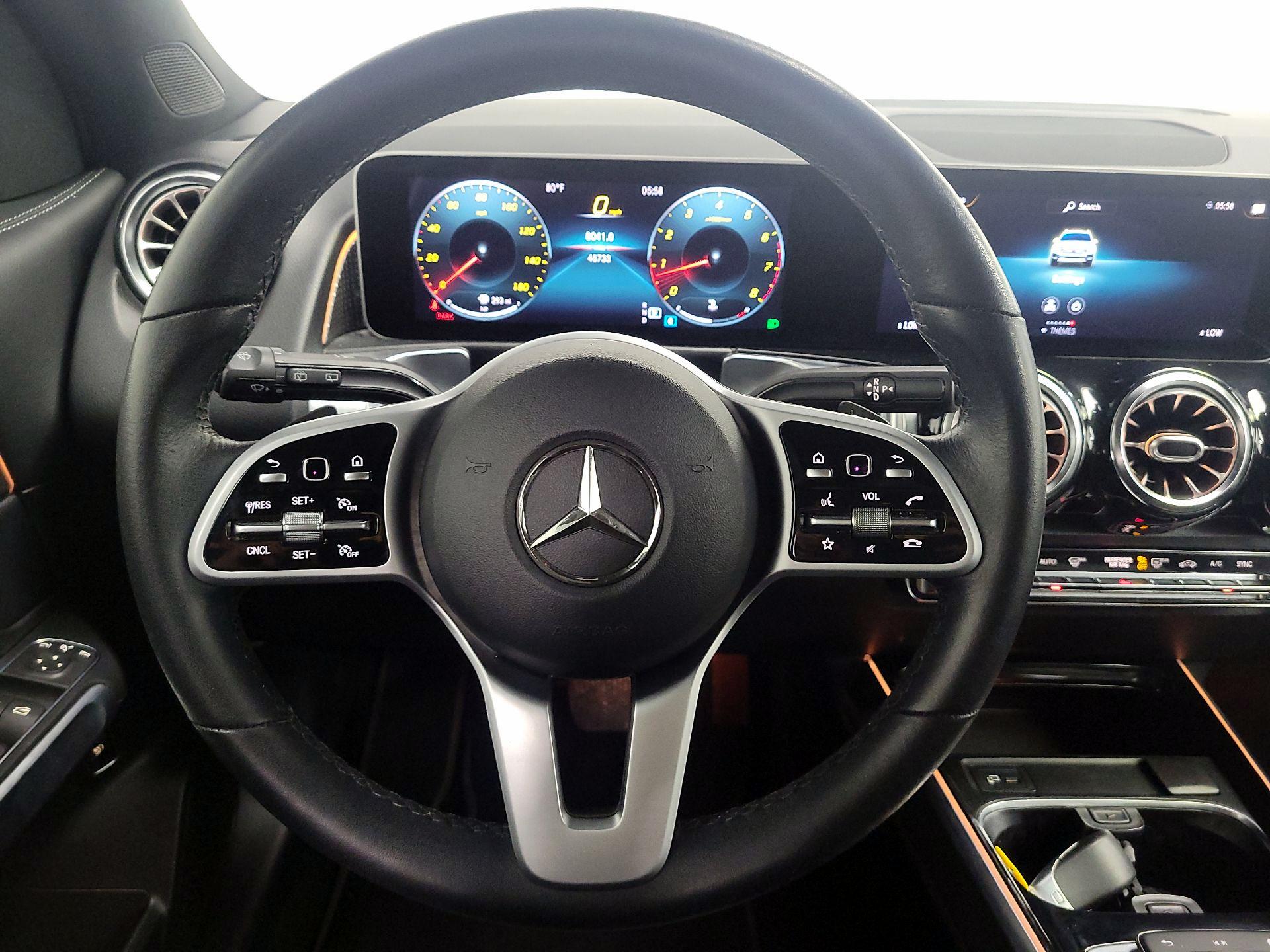 Thumbnail: 2020 Mercedes-Benz GLB - 10