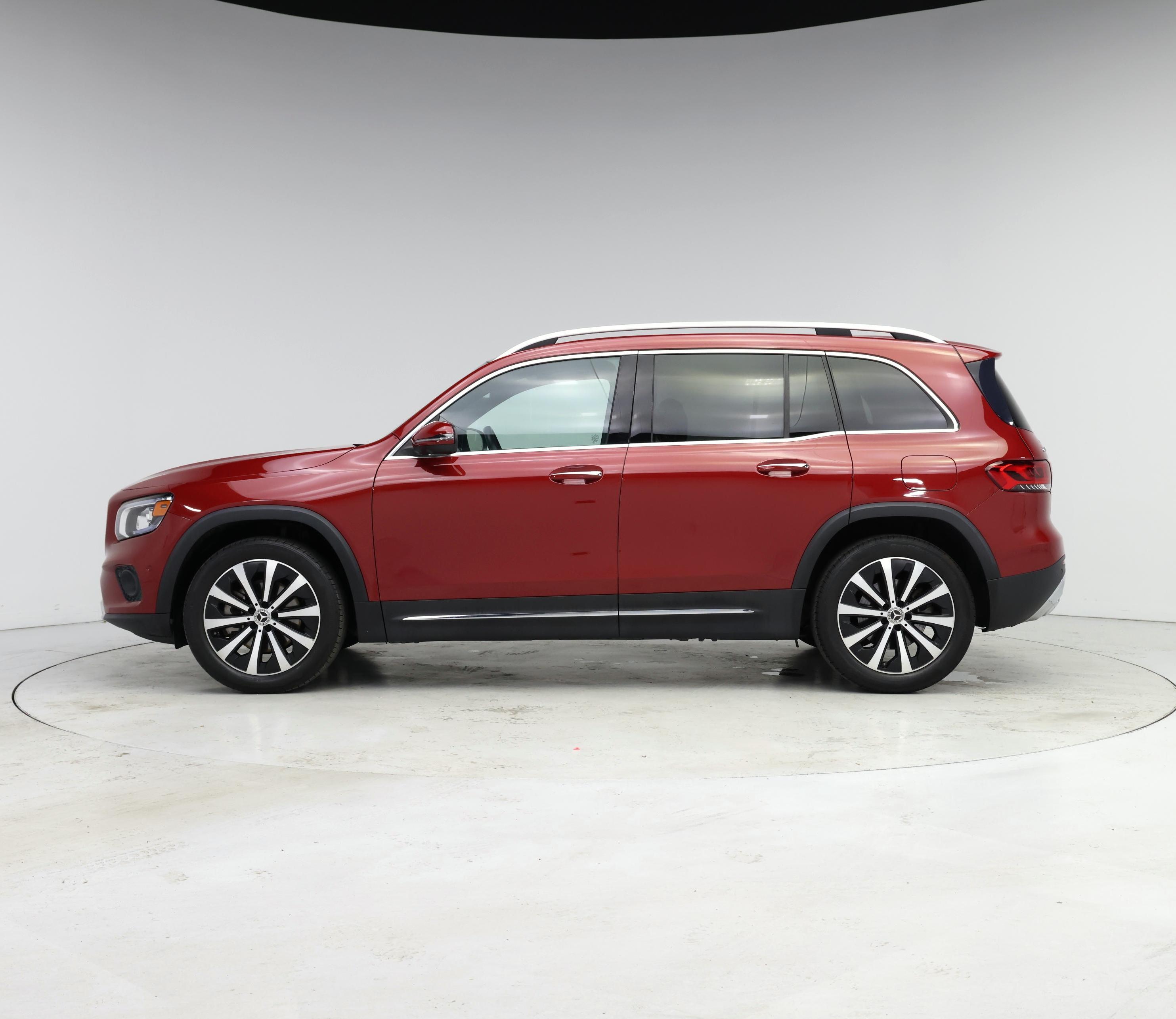 Thumbnail: 2020 Mercedes-Benz GLB - 3
