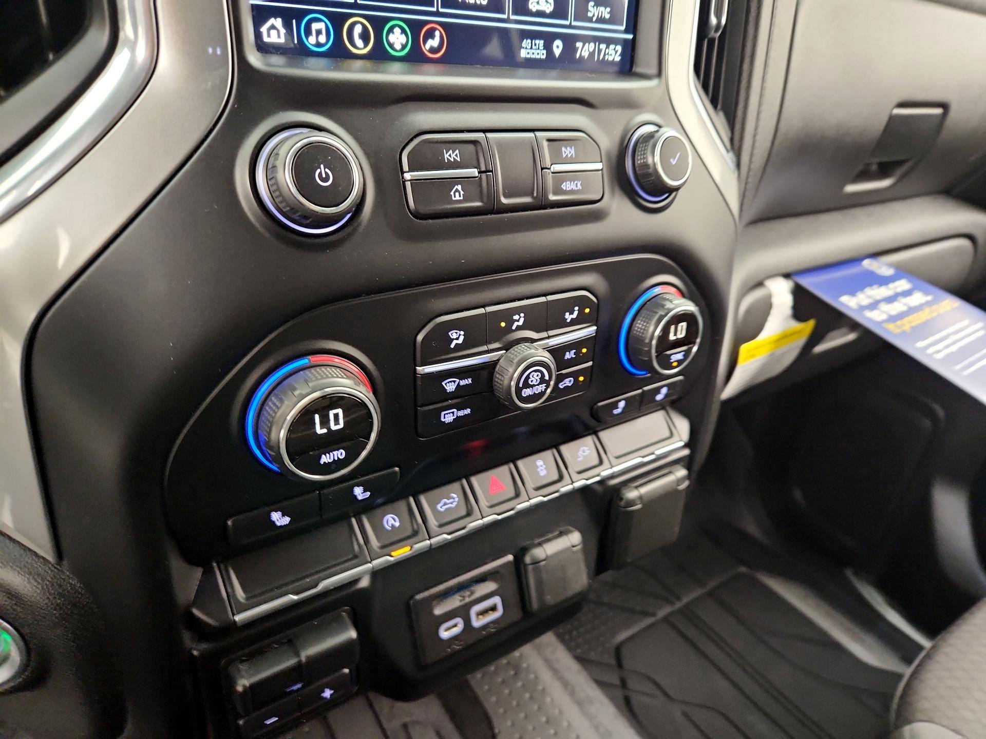 Thumbnail: 2019 Chevrolet Silverado 1500 - 16