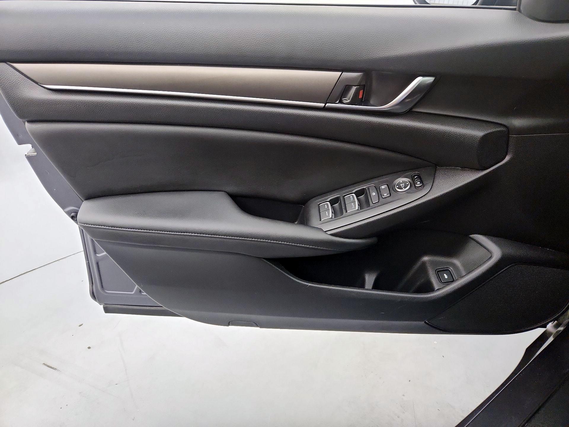 Thumbnail: 2020 Honda Accord - 12