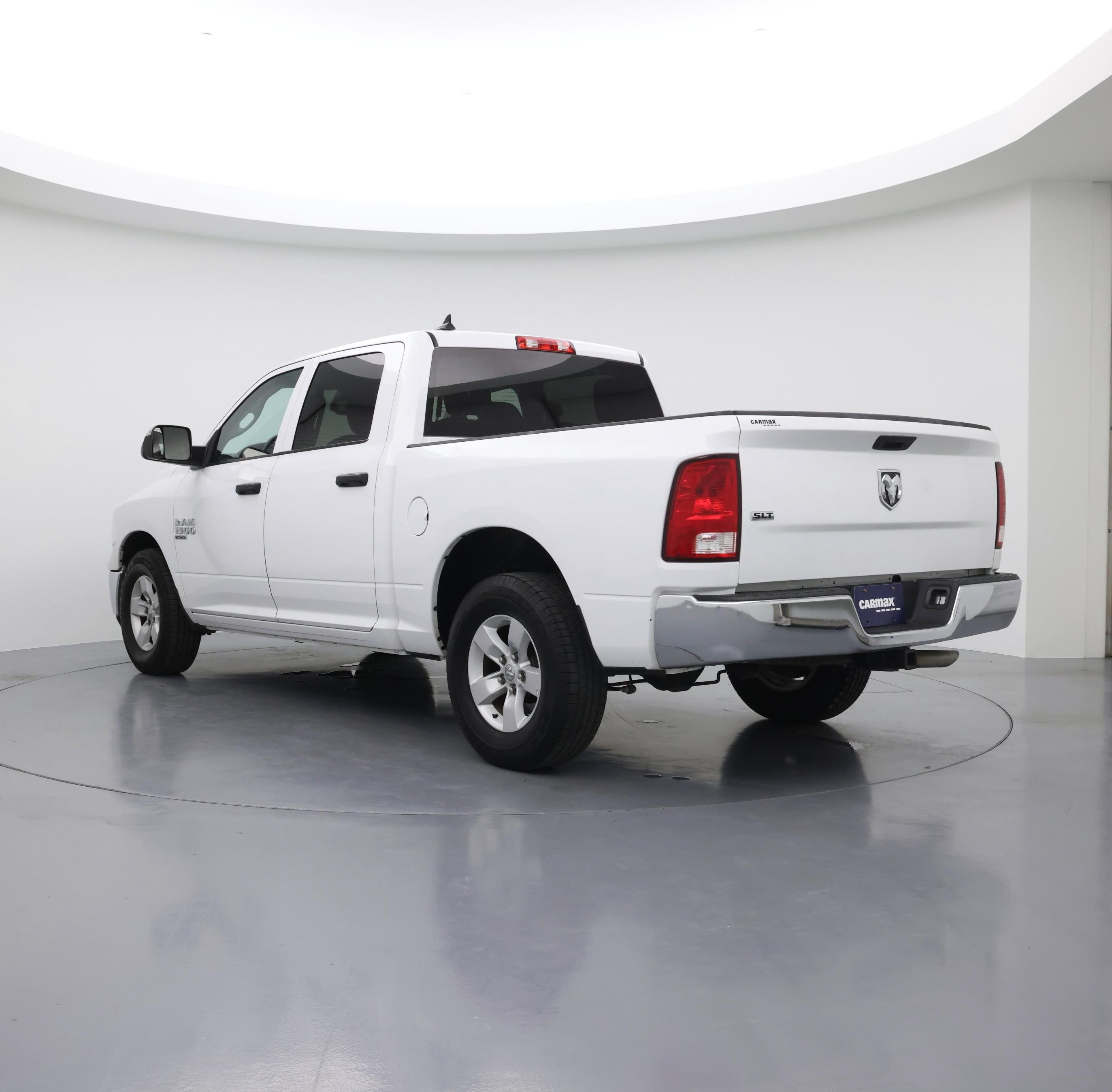 Thumbnail: 2023 RAM 1500 Classic - 2