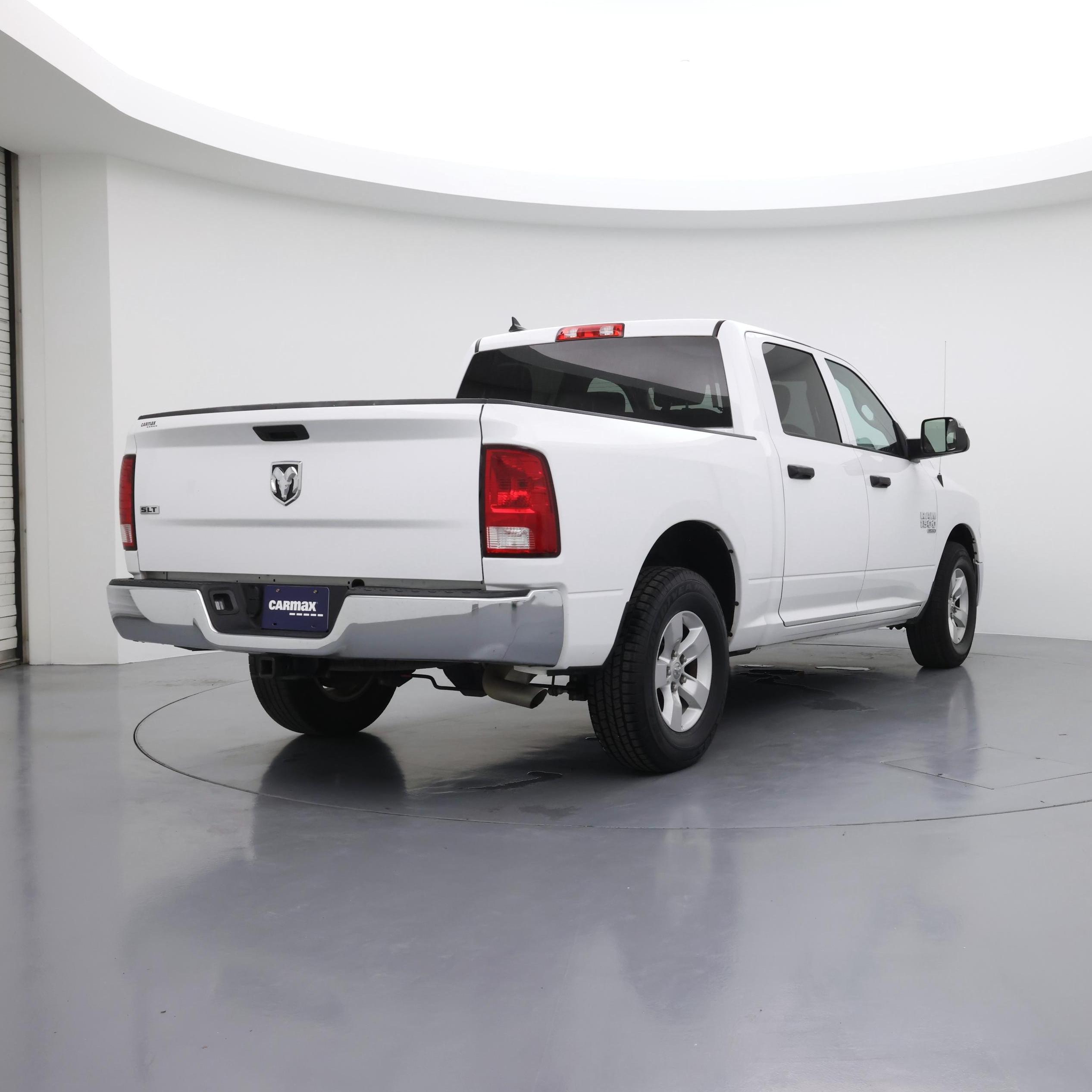 Thumbnail: 2023 RAM 1500 Classic - 8