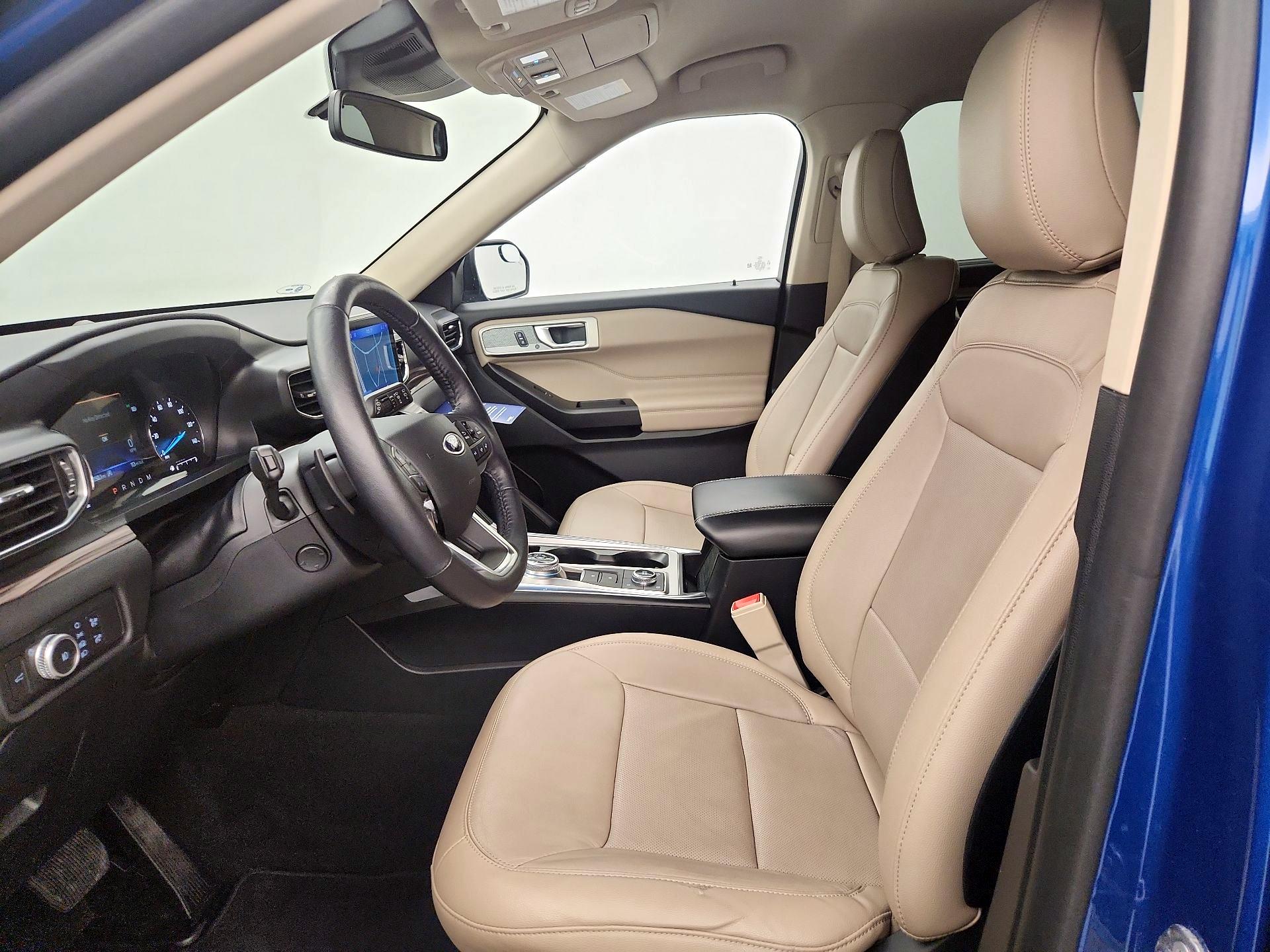 Thumbnail: 2020 Ford Explorer - 11