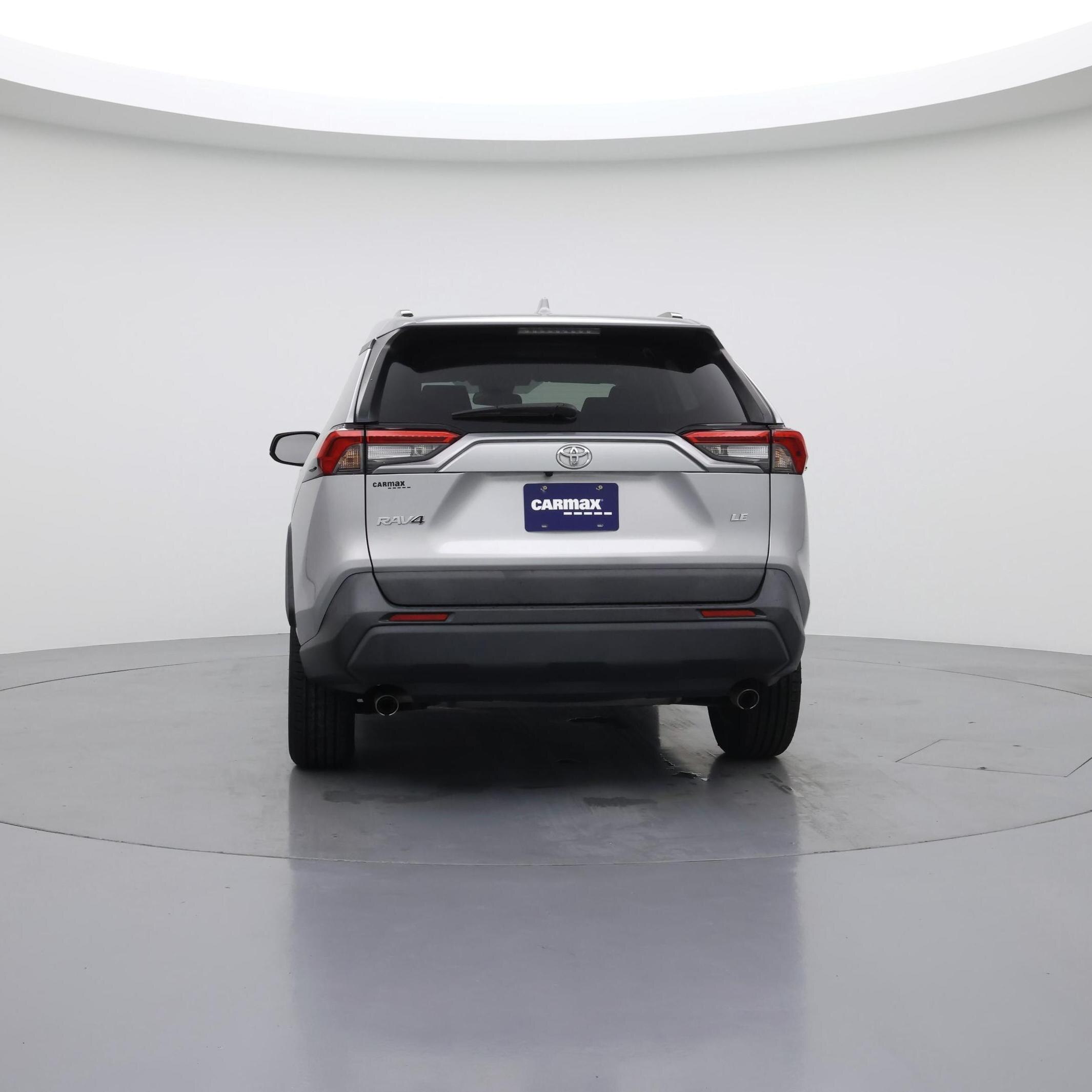 Thumbnail: 2019 Toyota RAV4 - 6