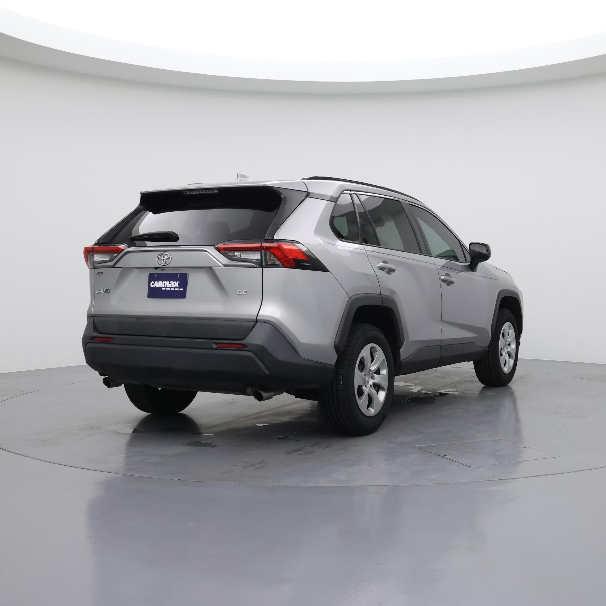 Thumbnail: 2019 Toyota RAV4 - 8