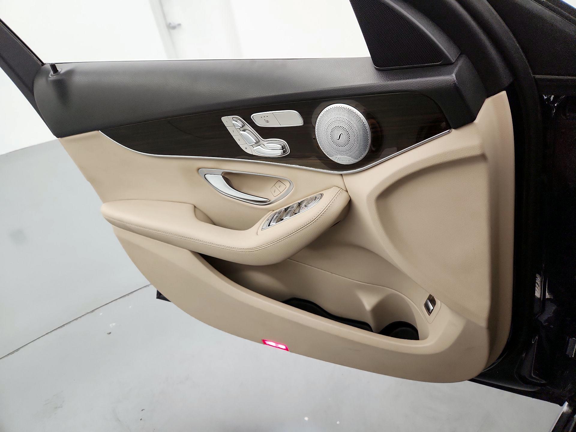 Thumbnail: 2021 Mercedes-Benz C-Class - 12