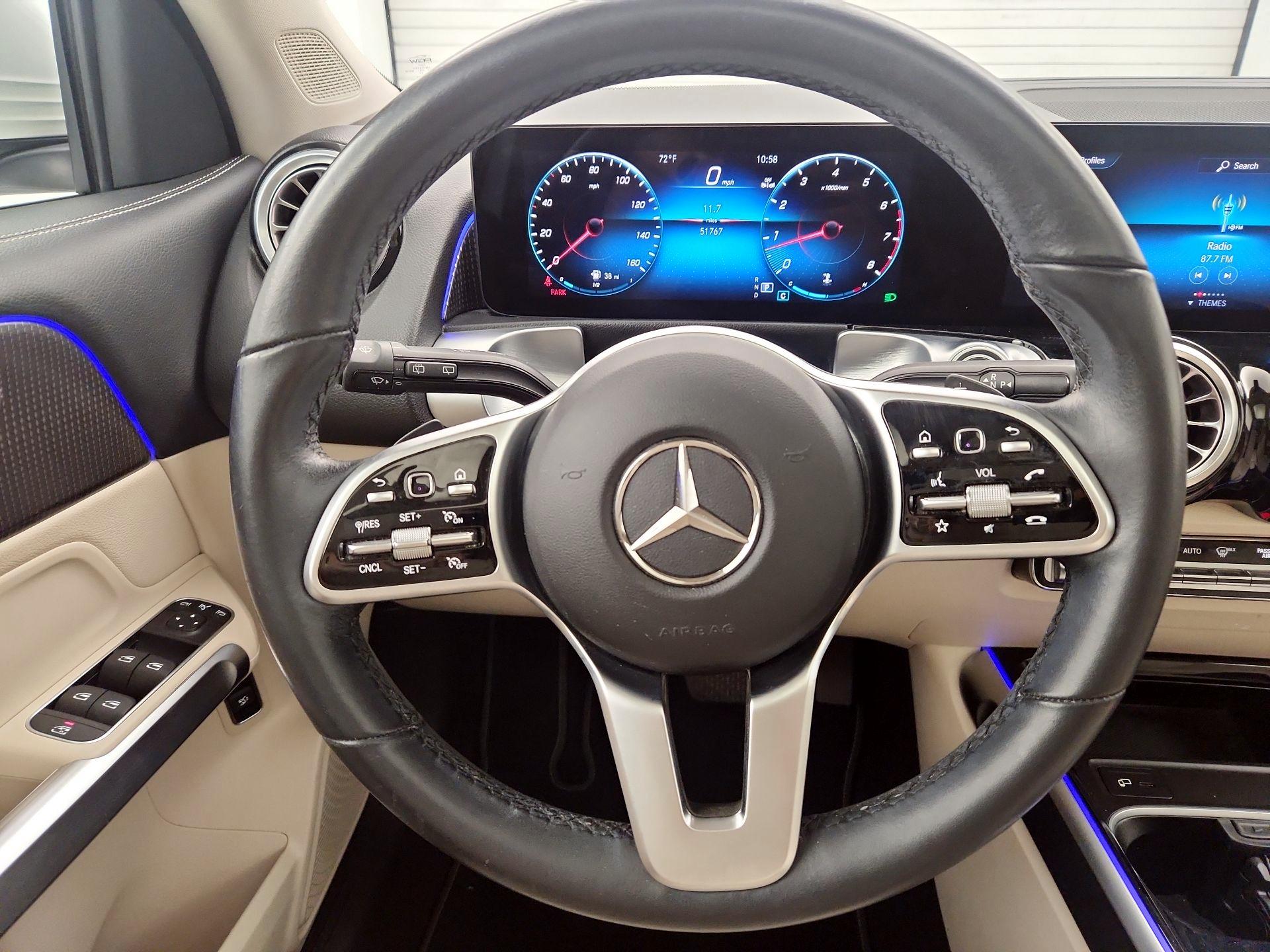 Thumbnail: 2023 Mercedes-Benz GLB - 10