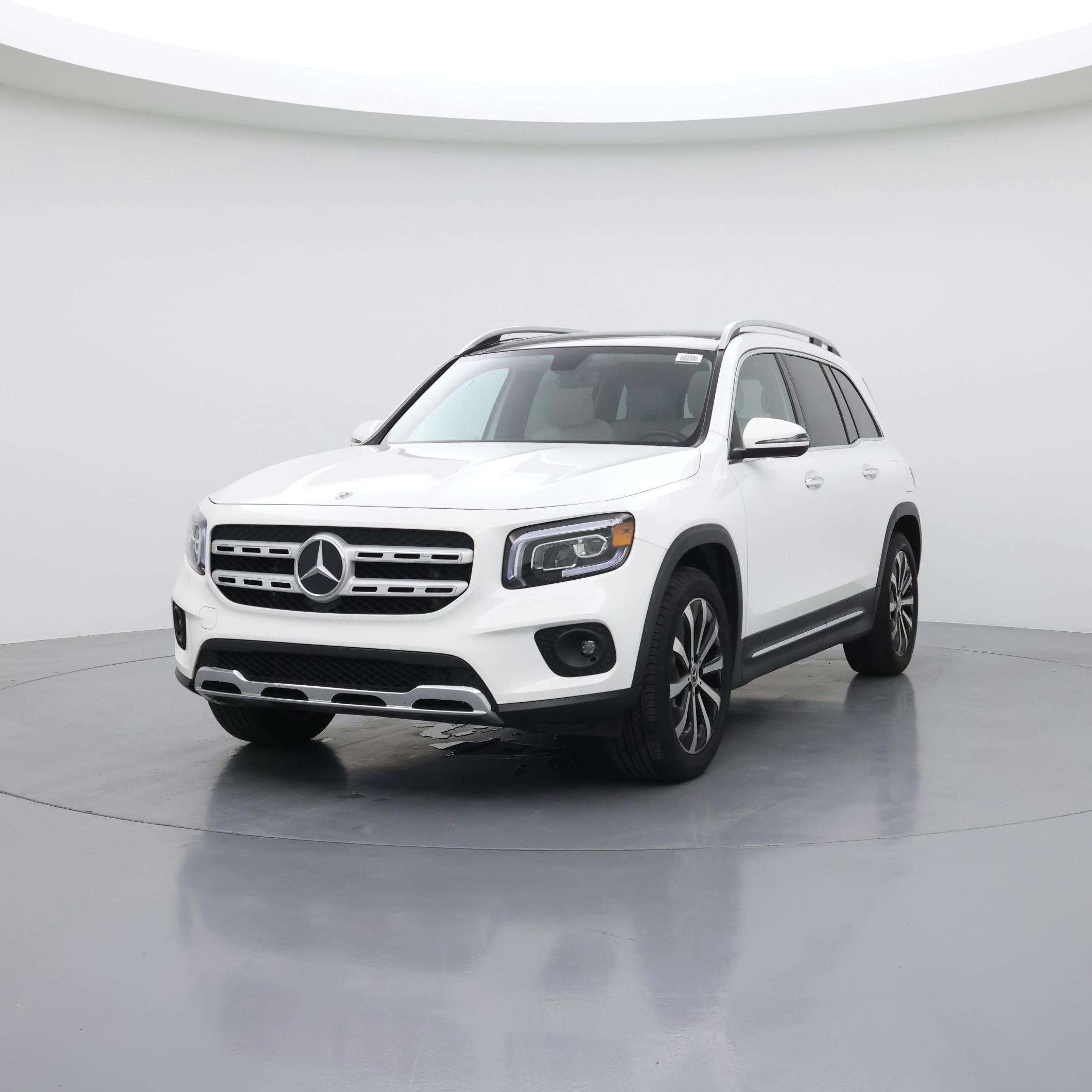 Thumbnail: 2023 Mercedes-Benz GLB - 4