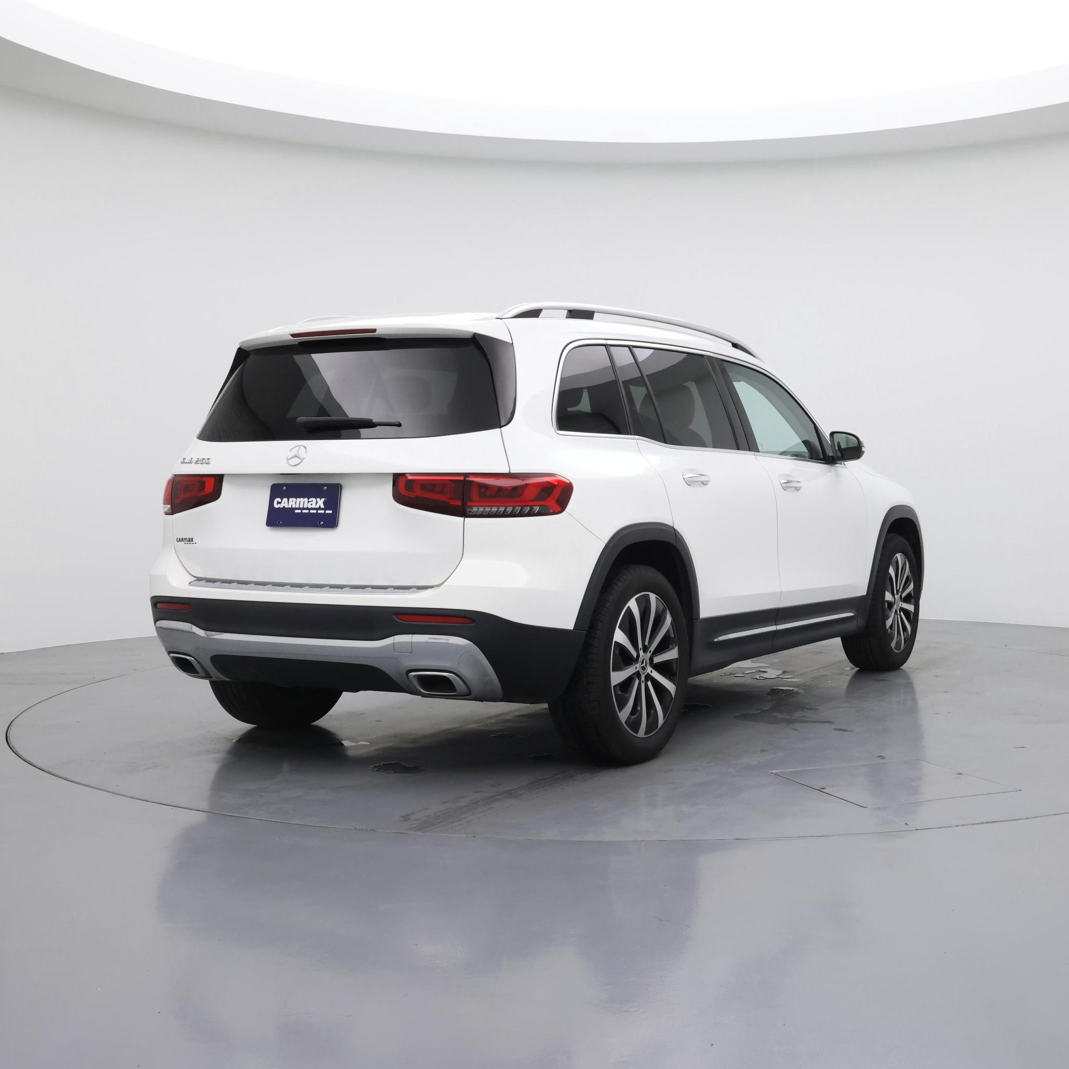 Thumbnail: 2023 Mercedes-Benz GLB - 8