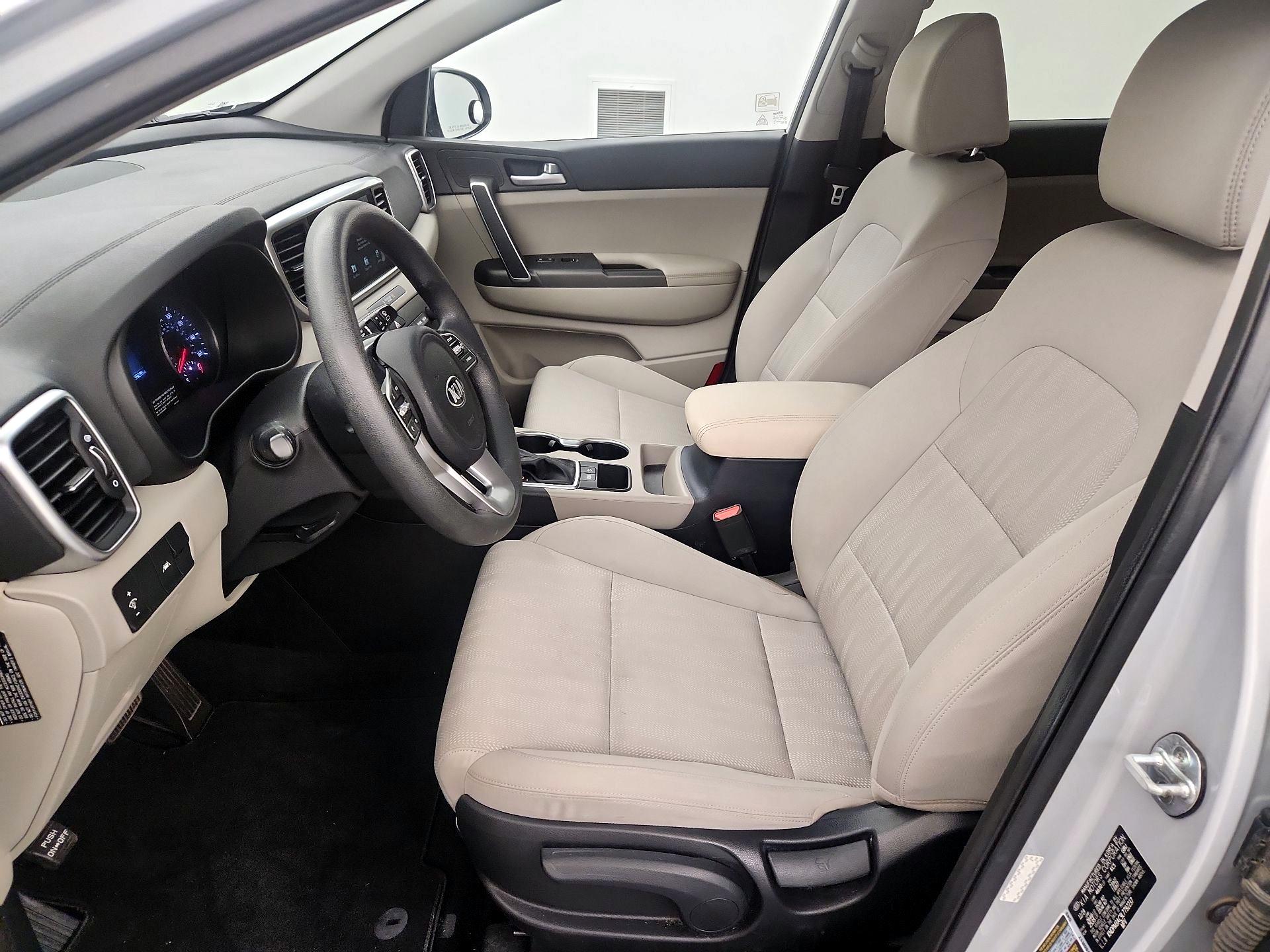 Thumbnail: 2020 Kia Sportage - 11