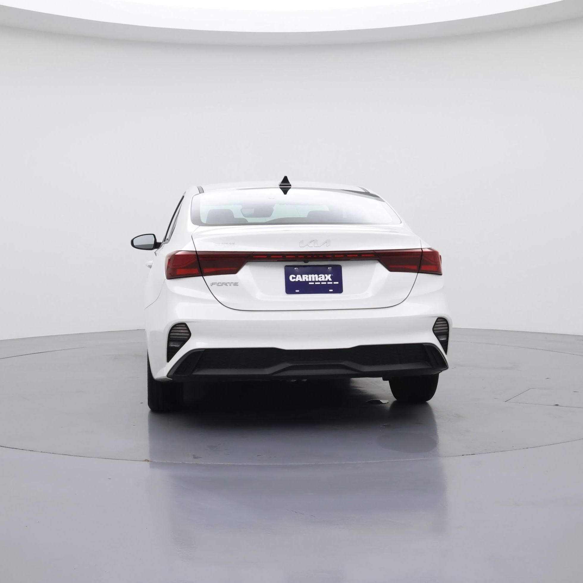 Thumbnail: 2023 Kia Forte - 6