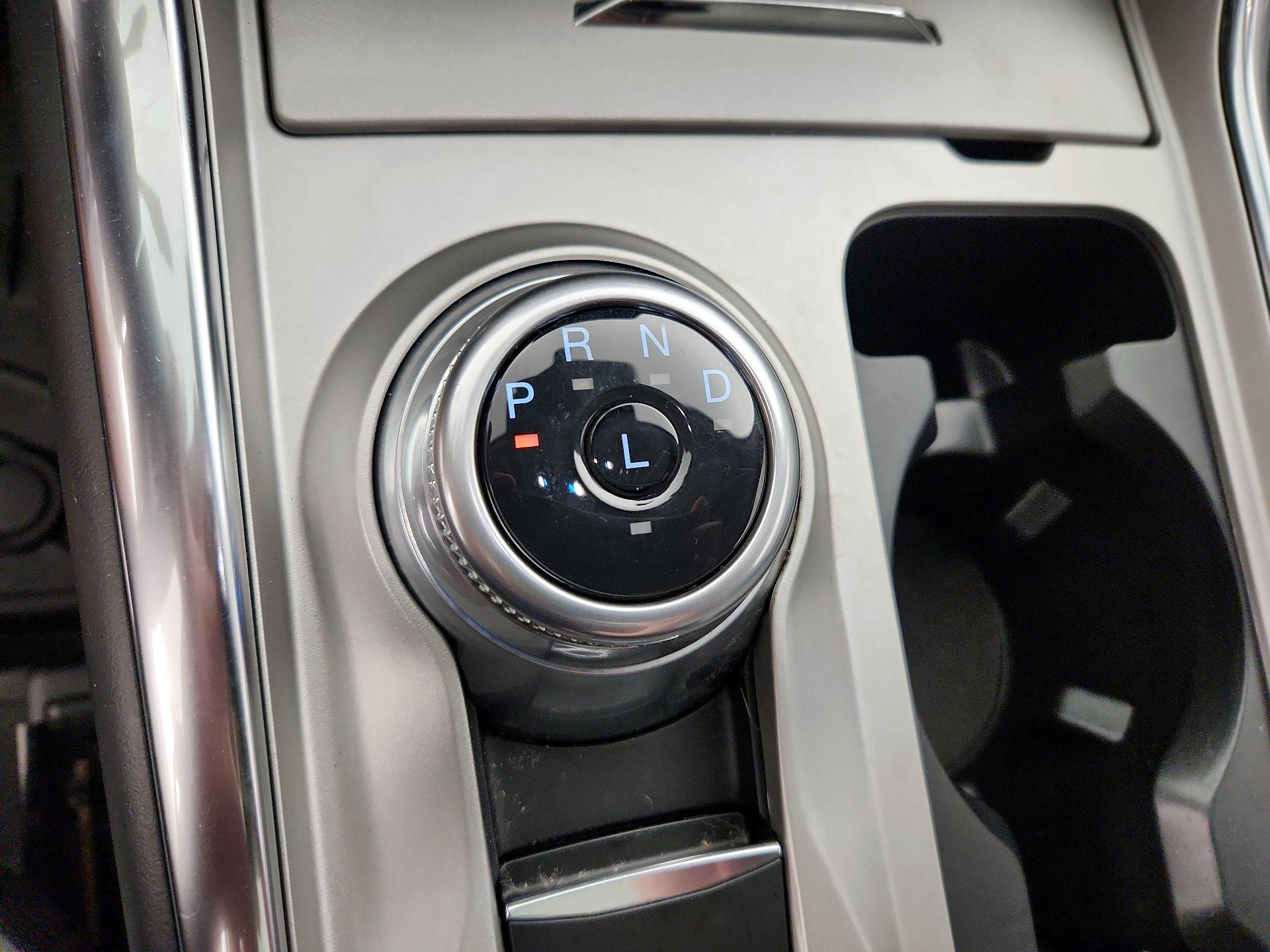 Thumbnail: 2021 Ford Explorer - 18
