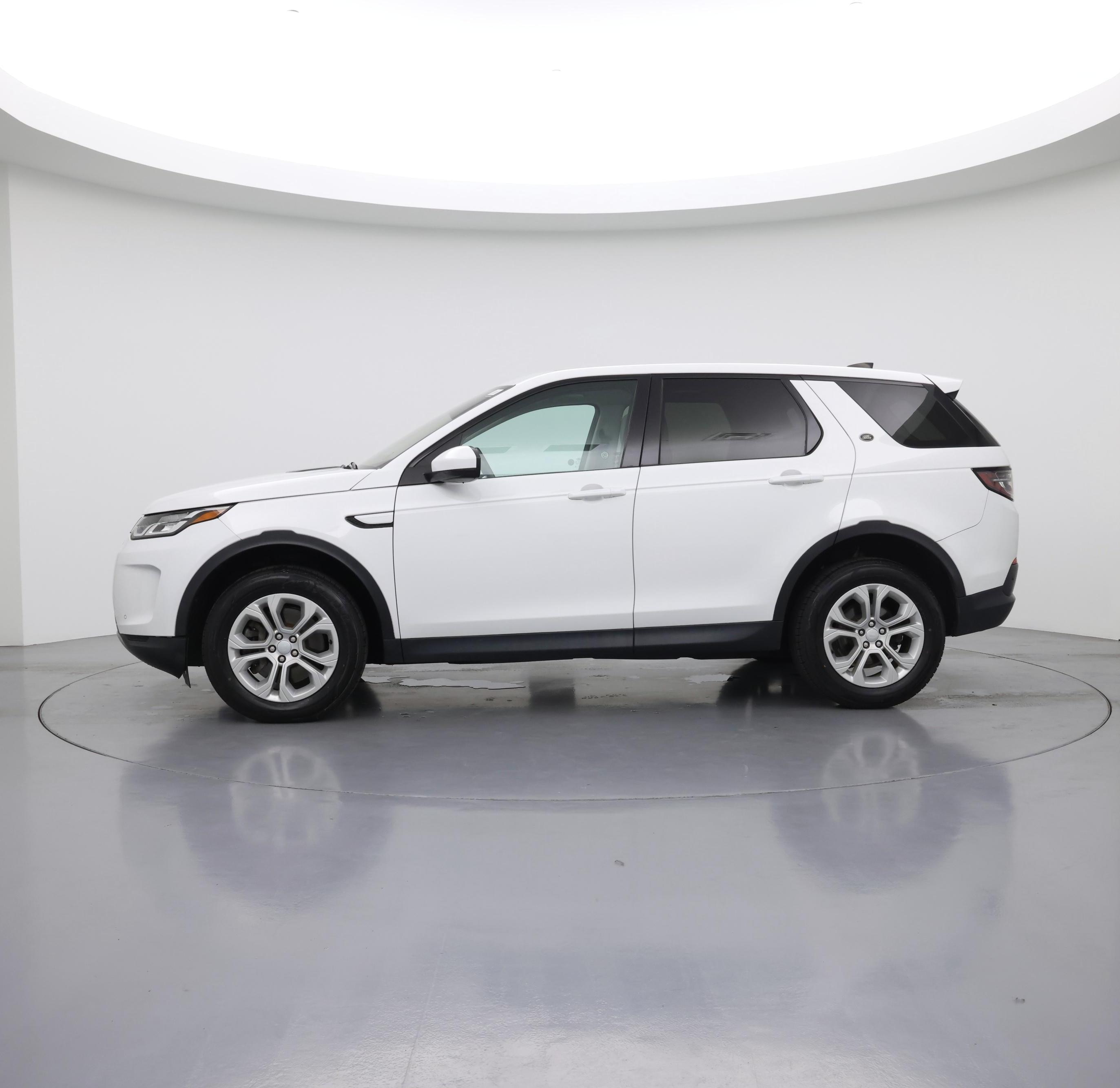 Thumbnail: 2020 Land Rover Discovery Sport - 3