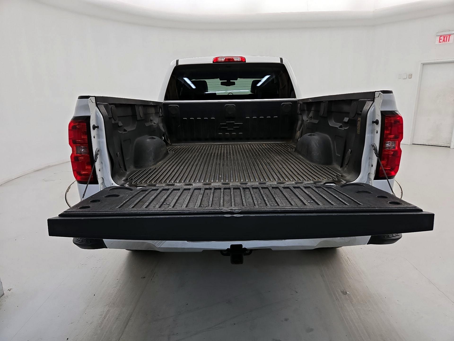 Thumbnail: 2016 Chevrolet Silverado 1500 - 18