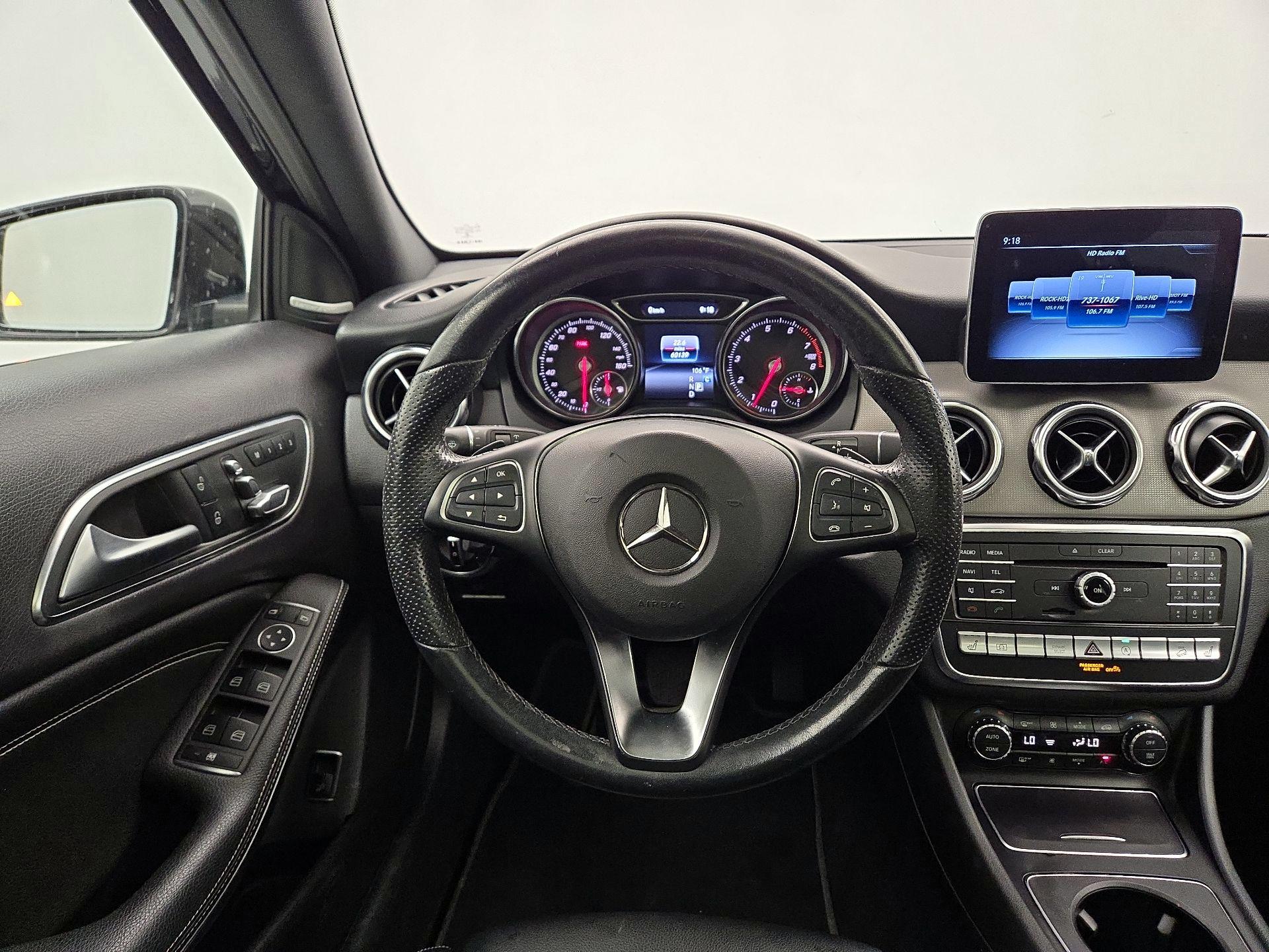 Thumbnail: 2019 Mercedes-Benz GLA - 10
