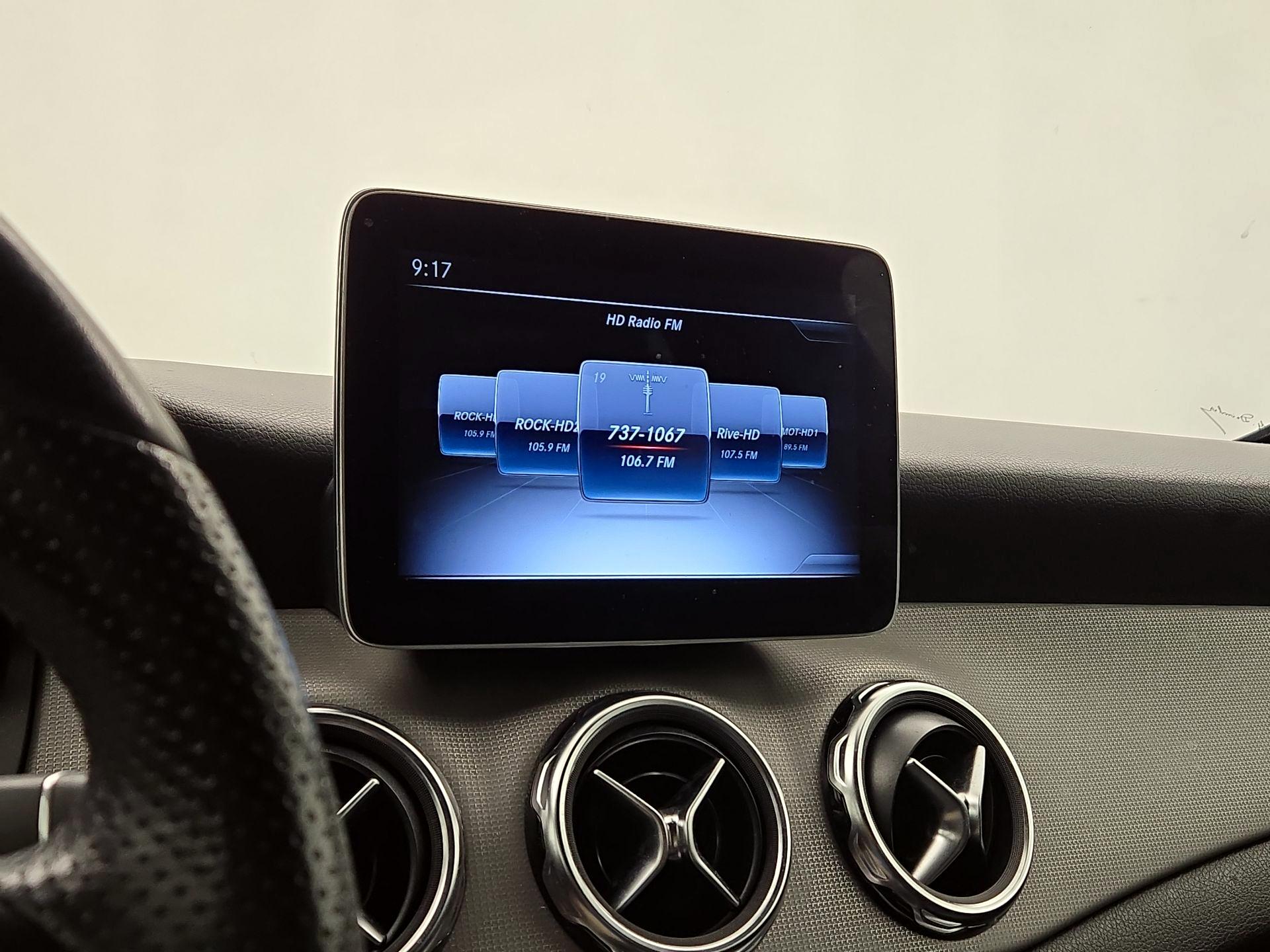 Thumbnail: 2019 Mercedes-Benz GLA - 15