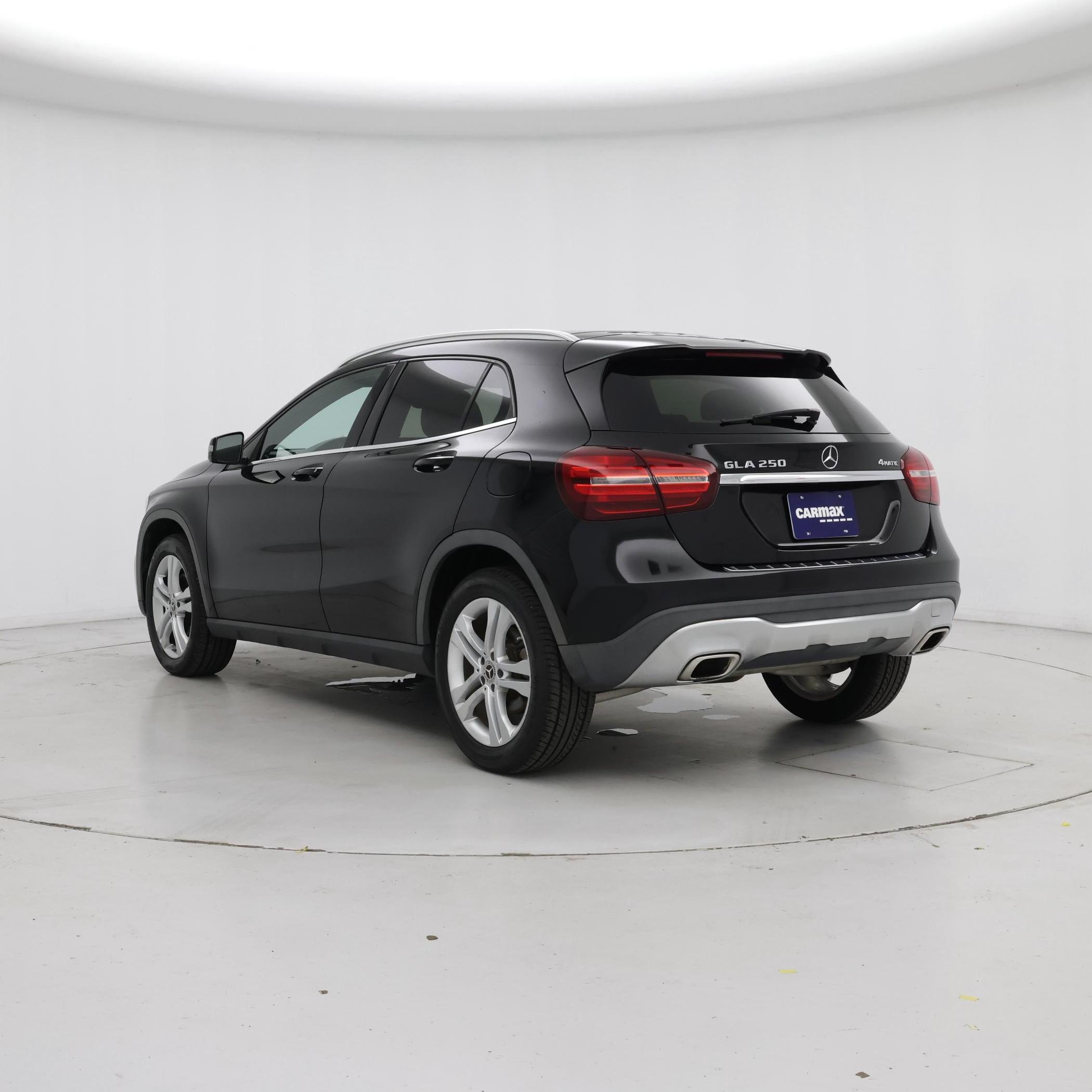 Thumbnail: 2019 Mercedes-Benz GLA - 2