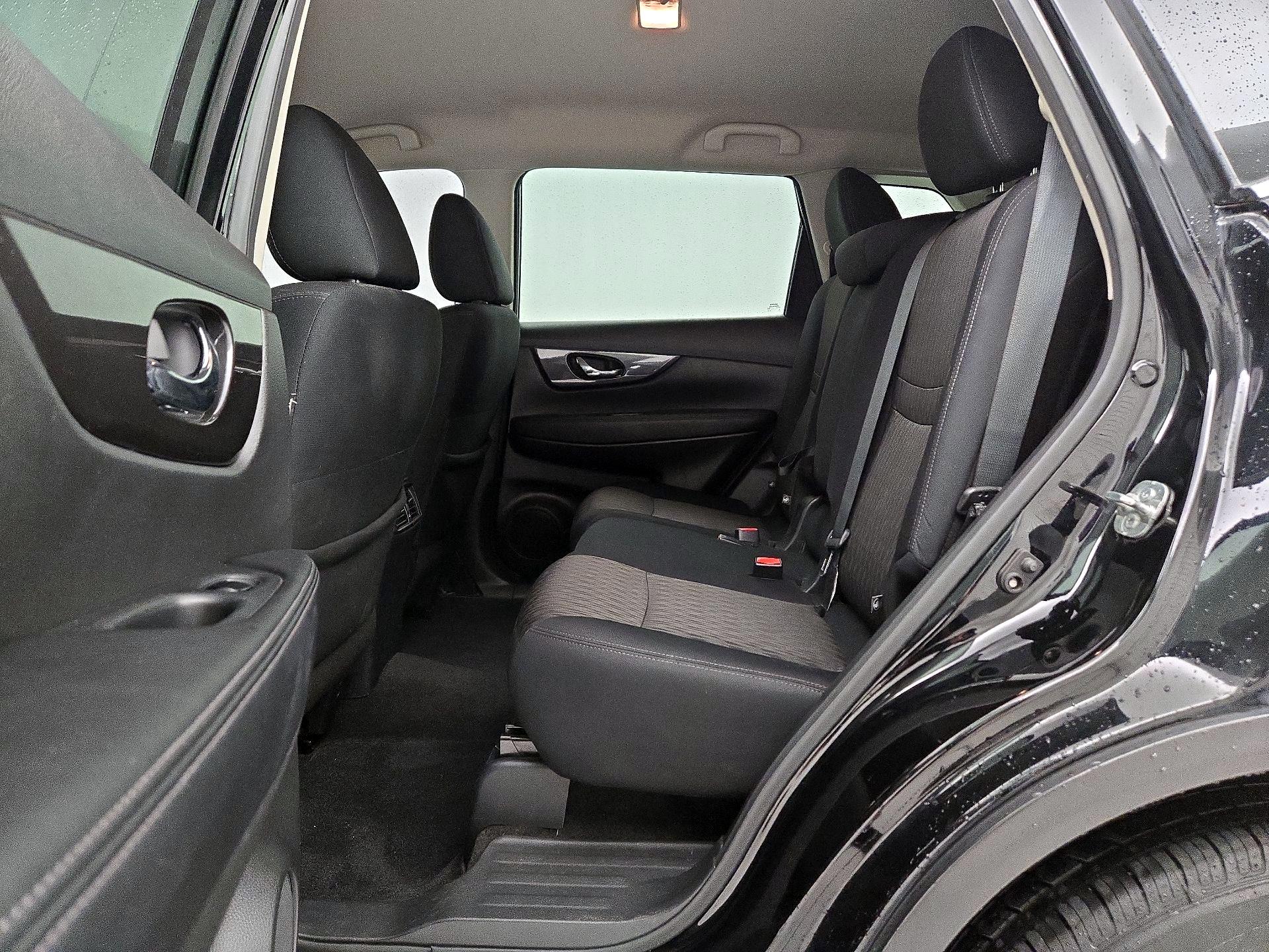 Thumbnail: 2020 Nissan Rogue - 19