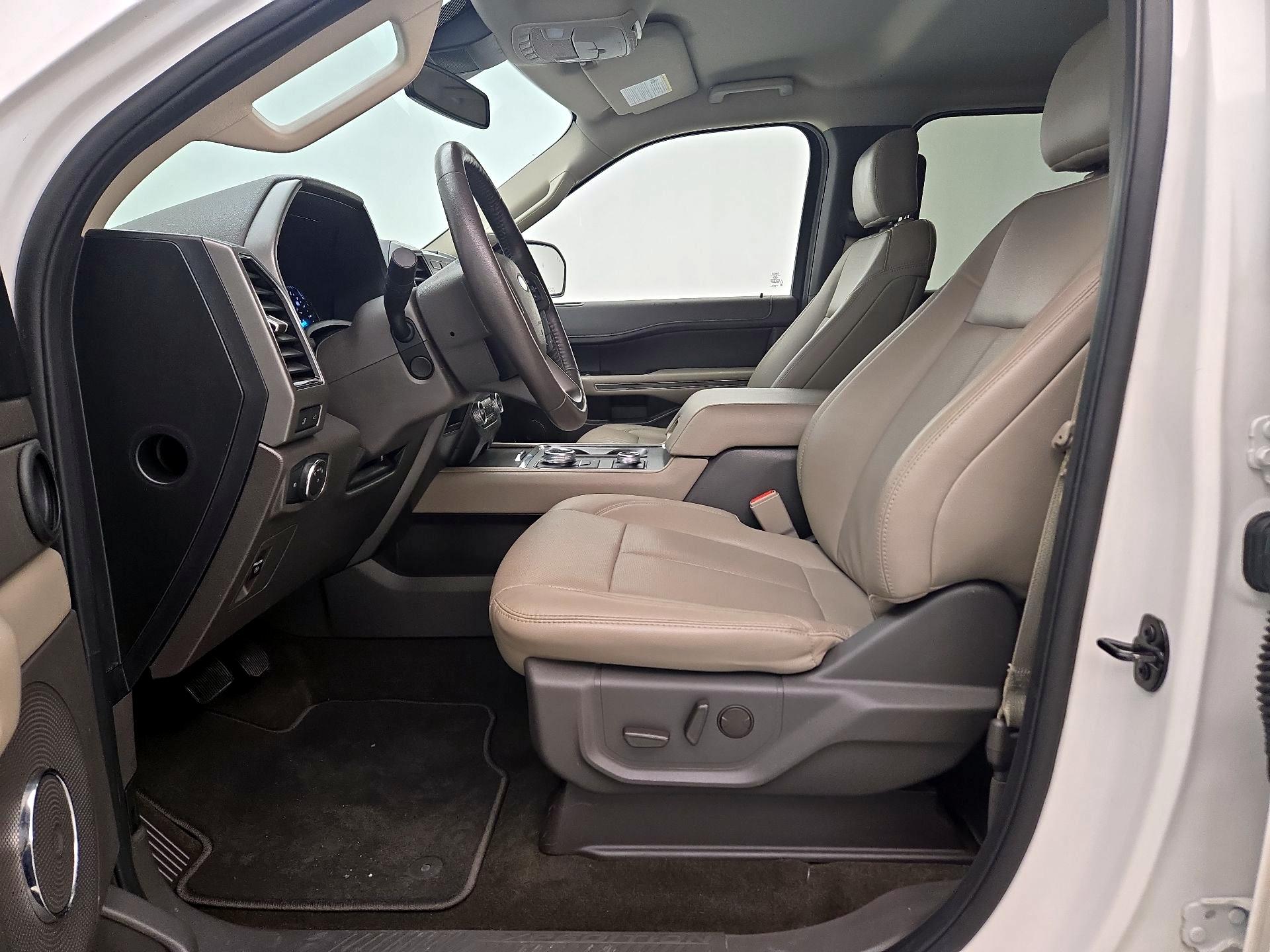 Thumbnail: 2020 Ford Expedition - 11