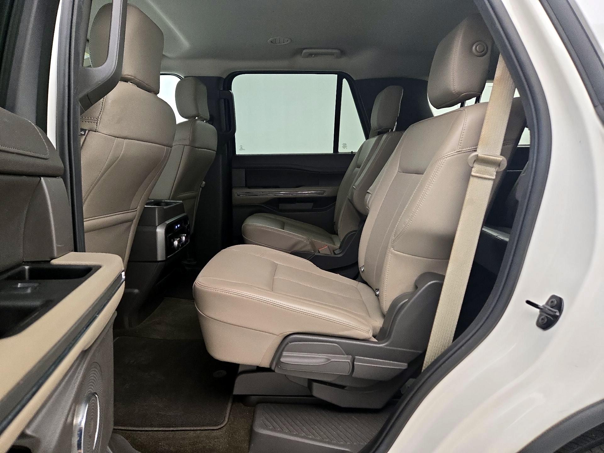Thumbnail: 2020 Ford Expedition - 20