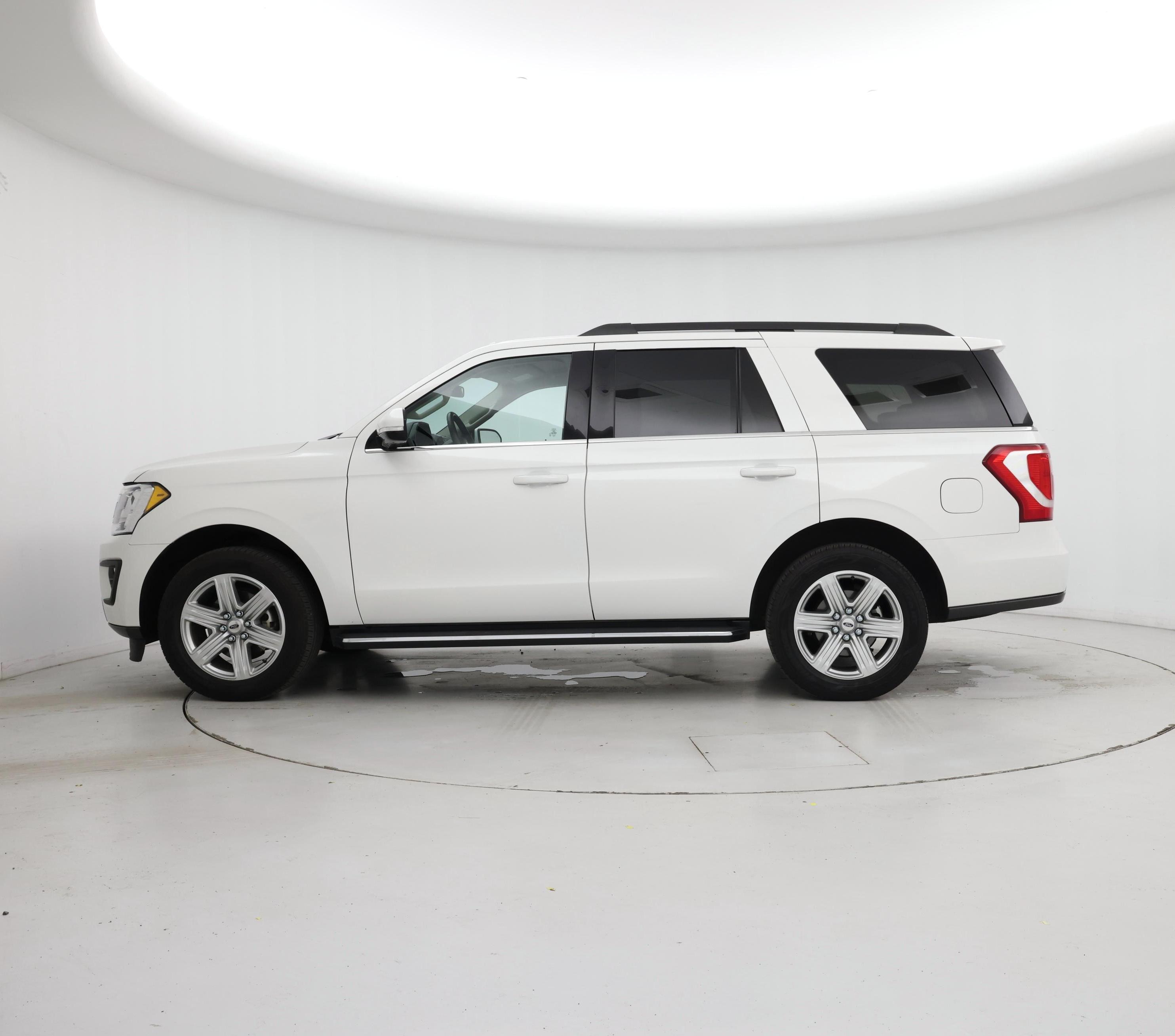 Thumbnail: 2020 Ford Expedition - 3