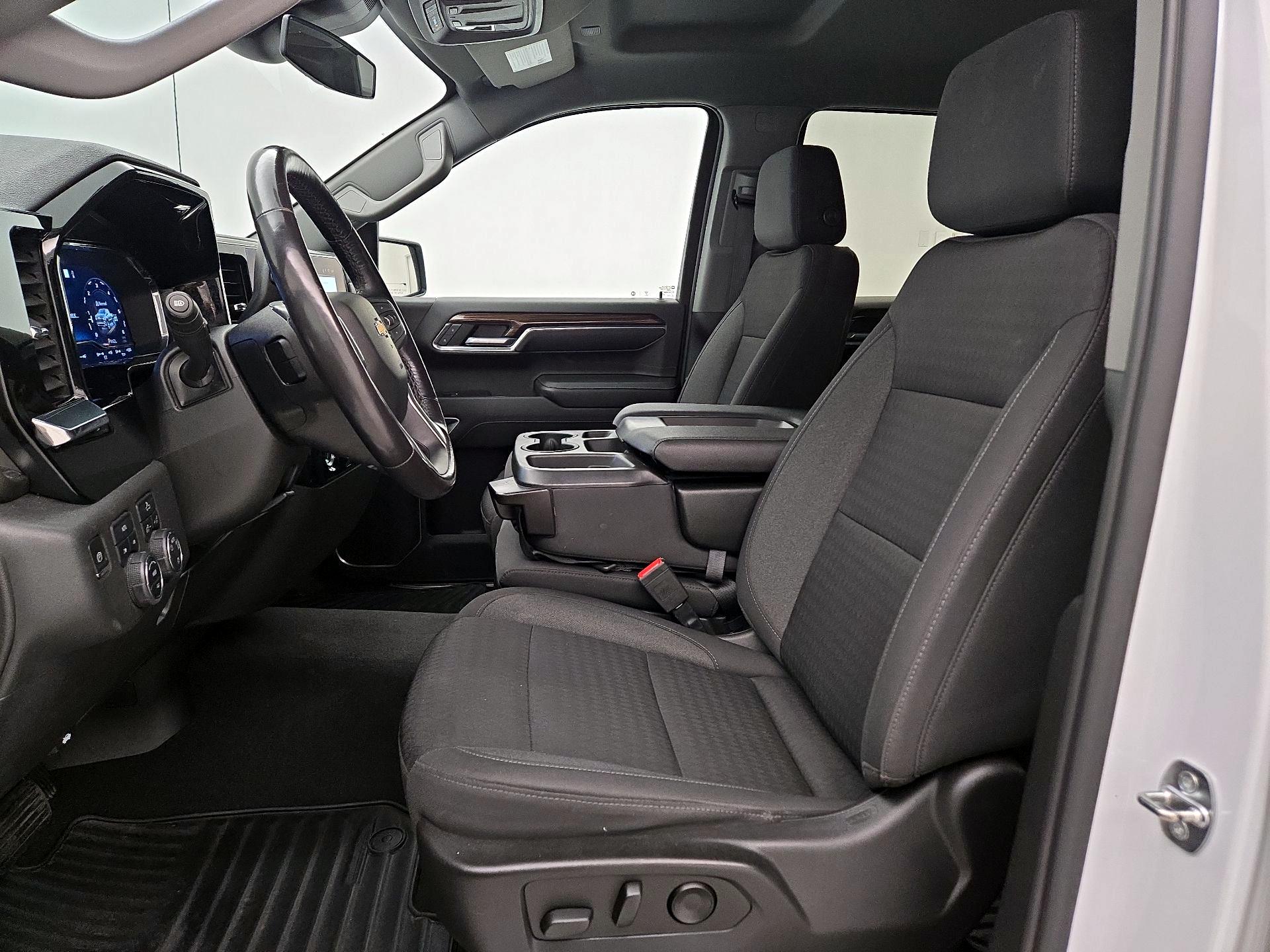 Thumbnail: 2022 Chevrolet Silverado 1500 - 11