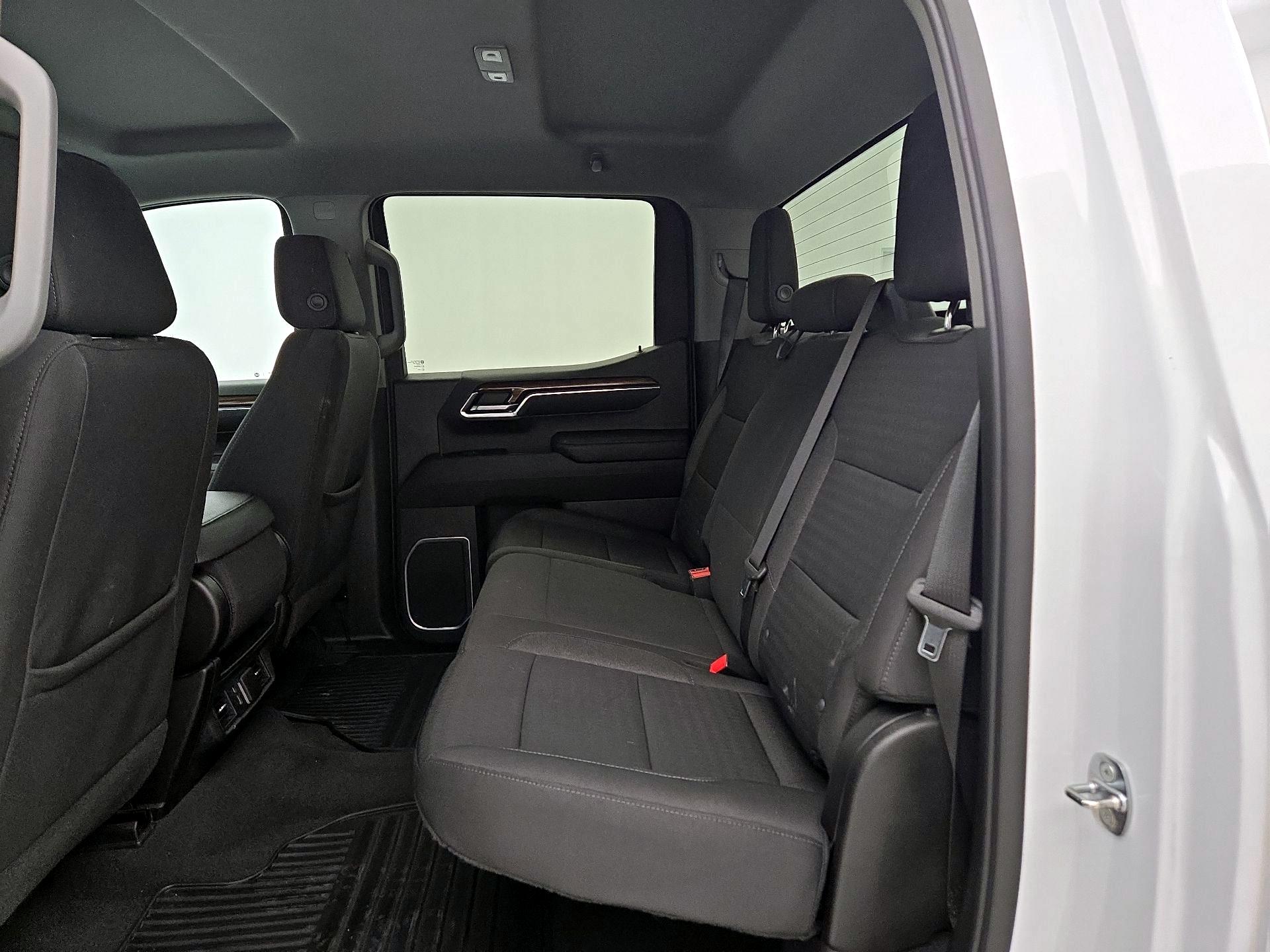 Thumbnail: 2022 Chevrolet Silverado 1500 - 19