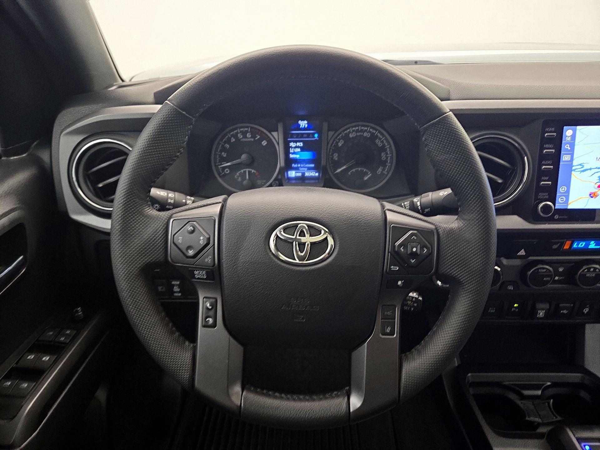 Thumbnail: 2022 Toyota Tacoma - 10