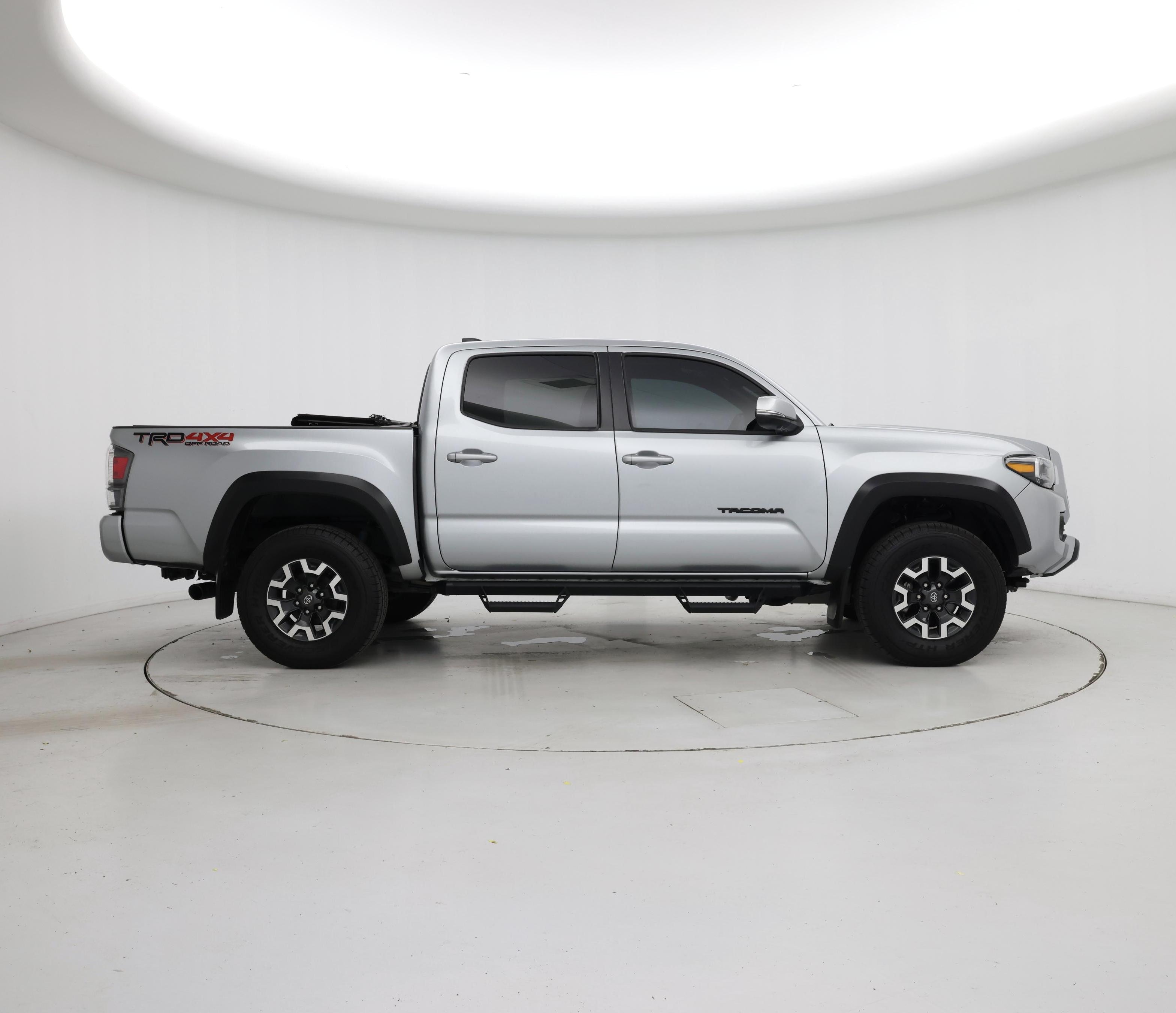 Thumbnail: 2022 Toyota Tacoma - 7