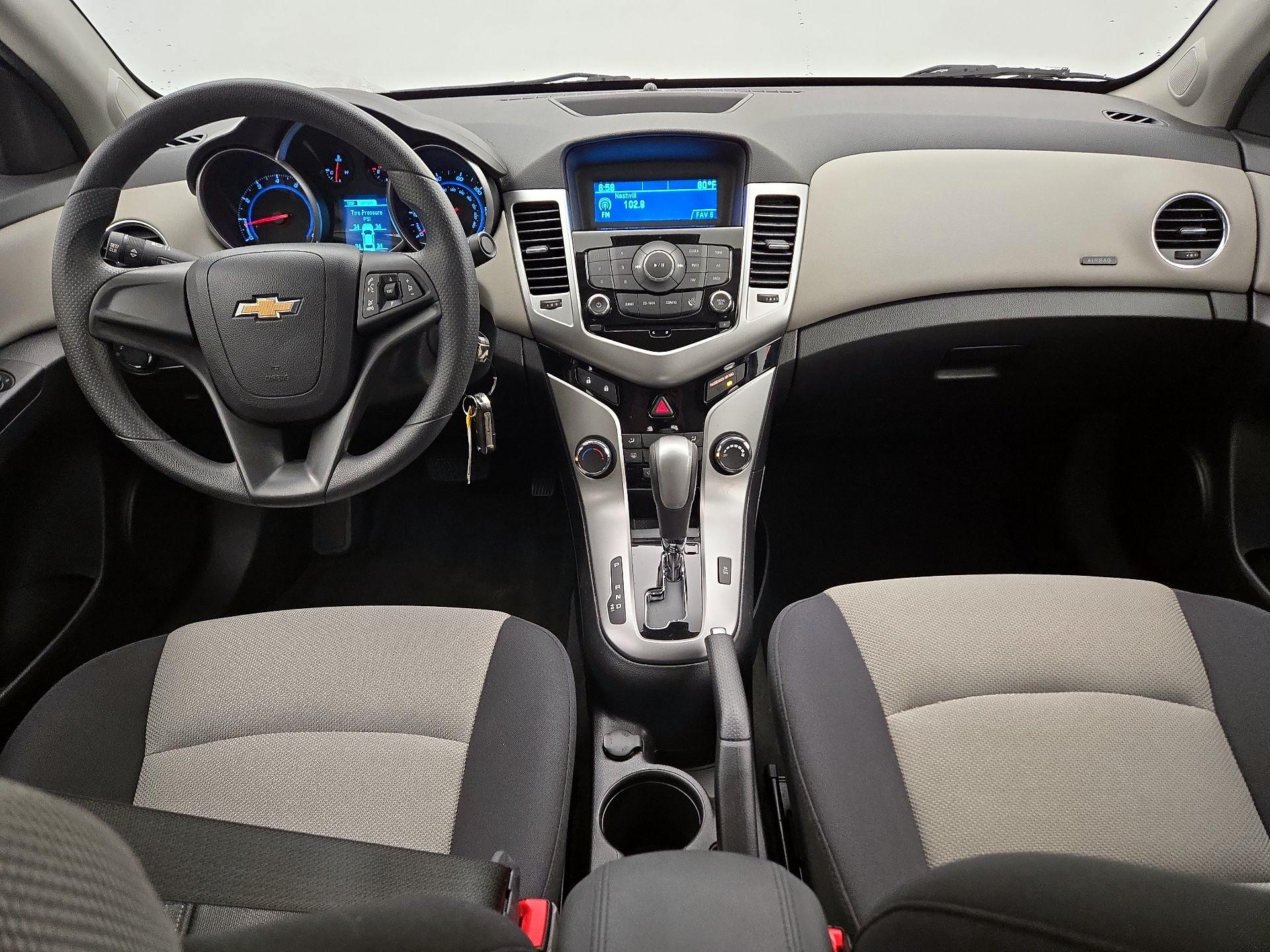 Thumbnail: 2014 Chevrolet Cruze - 9