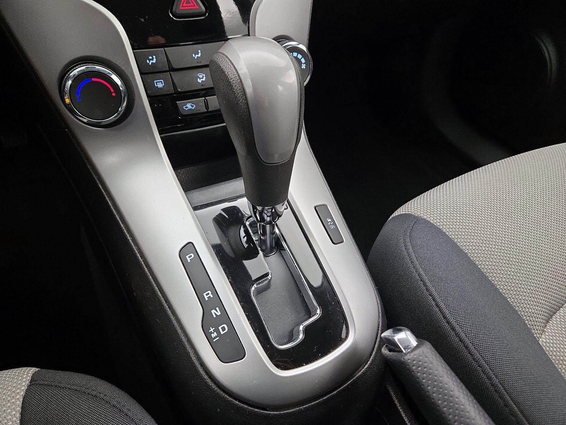 Thumbnail: 2014 Chevrolet Cruze - 16