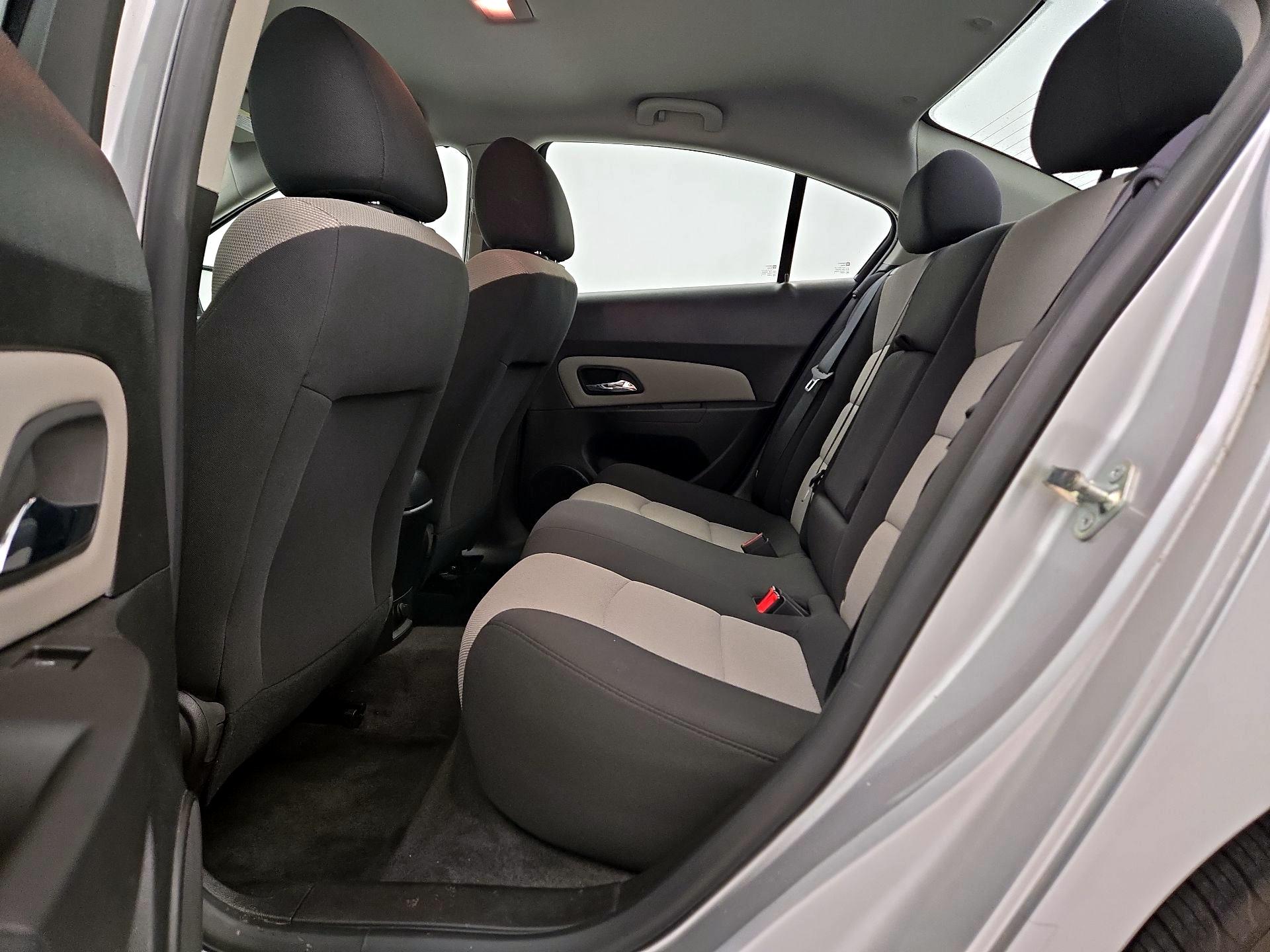 Thumbnail: 2014 Chevrolet Cruze - 18
